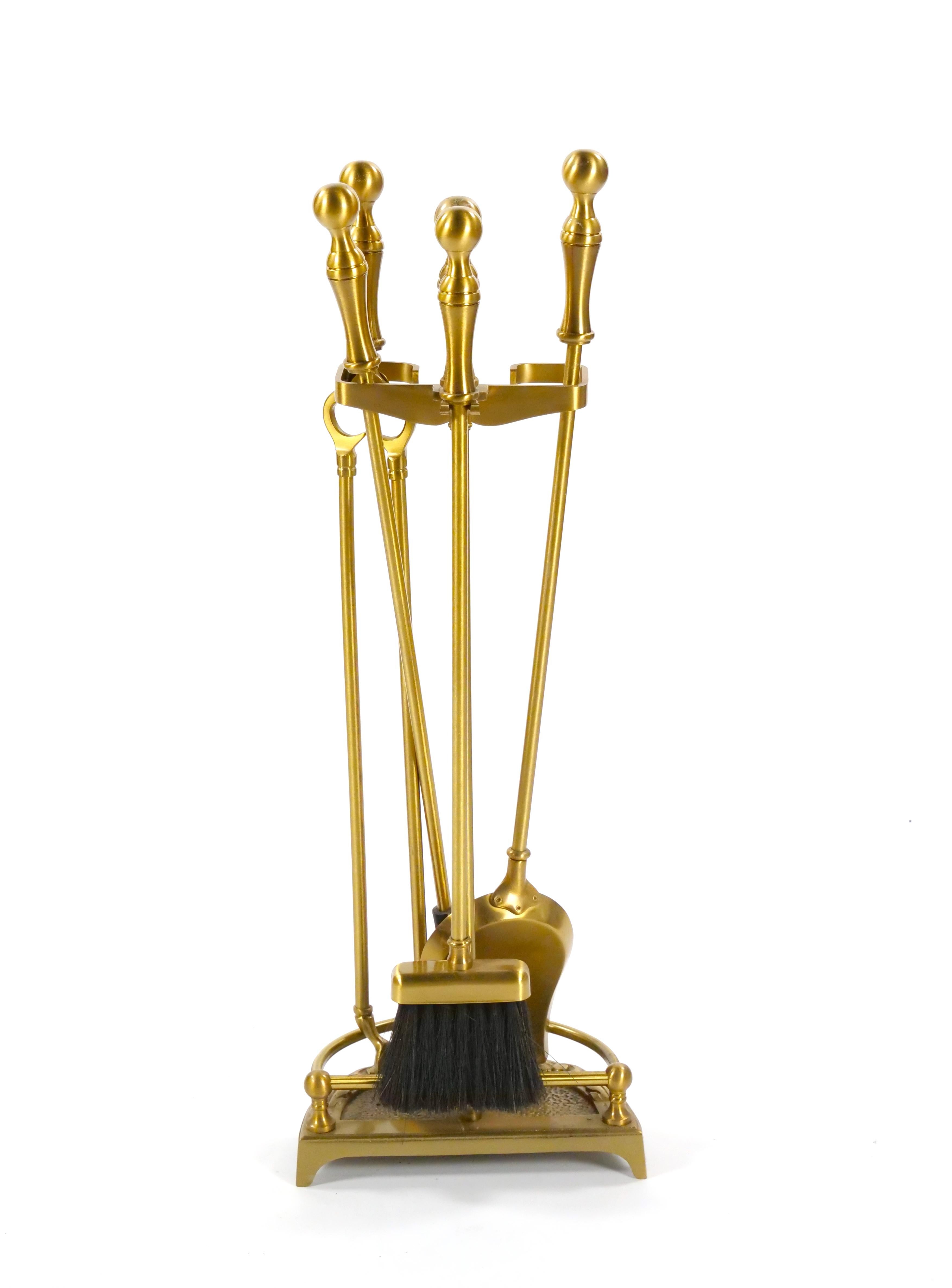 Ottone Set di utensili per caminetto in ottone massiccio del XX secolo in vendita
