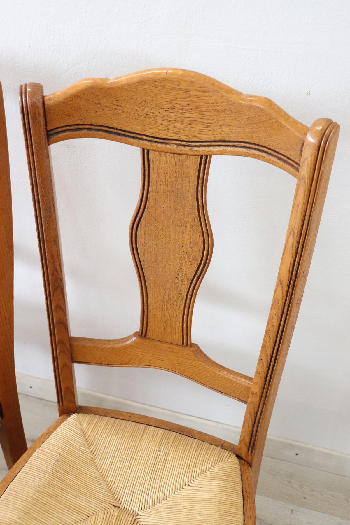 20th Century Italian Solid Oak Wood Set of Six Chairs with Straw Seat 2
