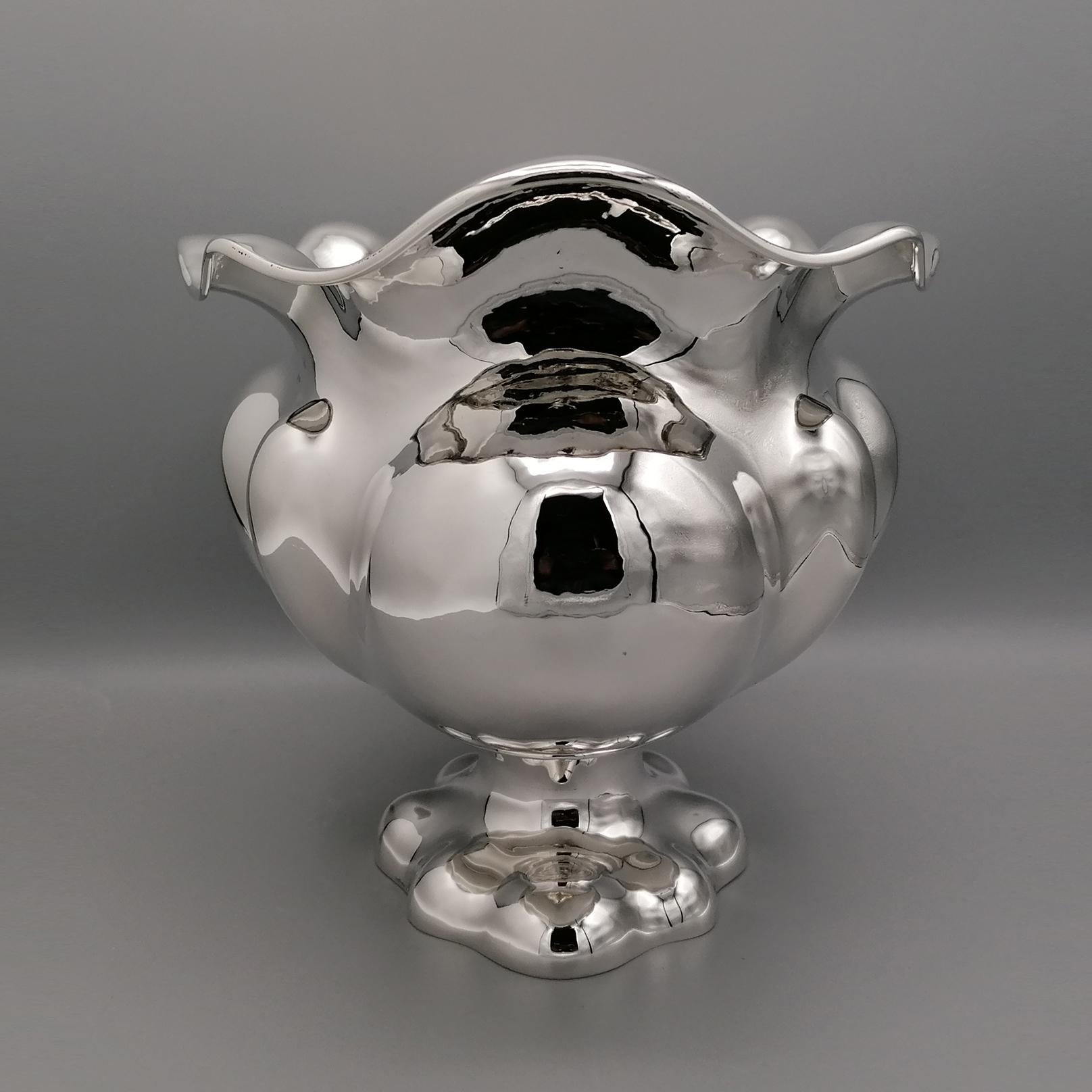 20th Century Italian Solid Silver 800 Internally Gilded Centerpiece - Jatte In Excellent Condition For Sale In VALENZA, IT
