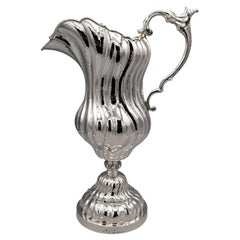 Carafe italienne du 20ème siècle de style baroque en argent massif