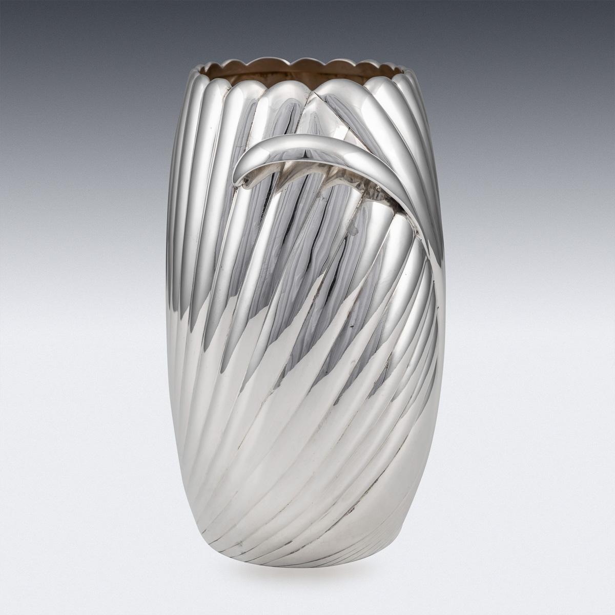 20th Century Italian Solid Silver Decorative Vase, Bedetti, Rome, c.1980 For Sale 1