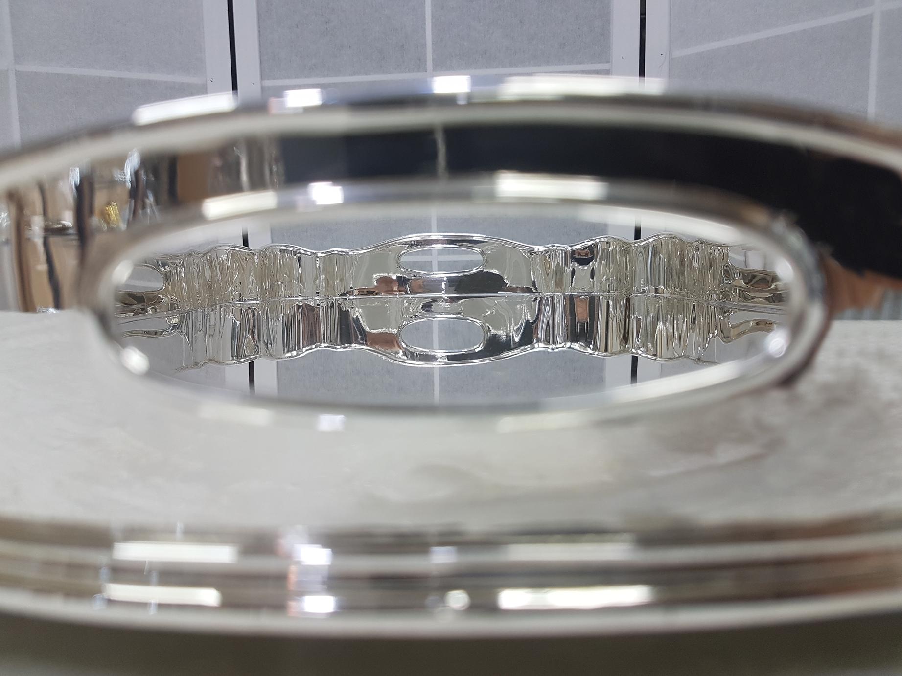 Bandeja de galería de plata maciza italiana del siglo XX sobre soporte de plata en venta 3