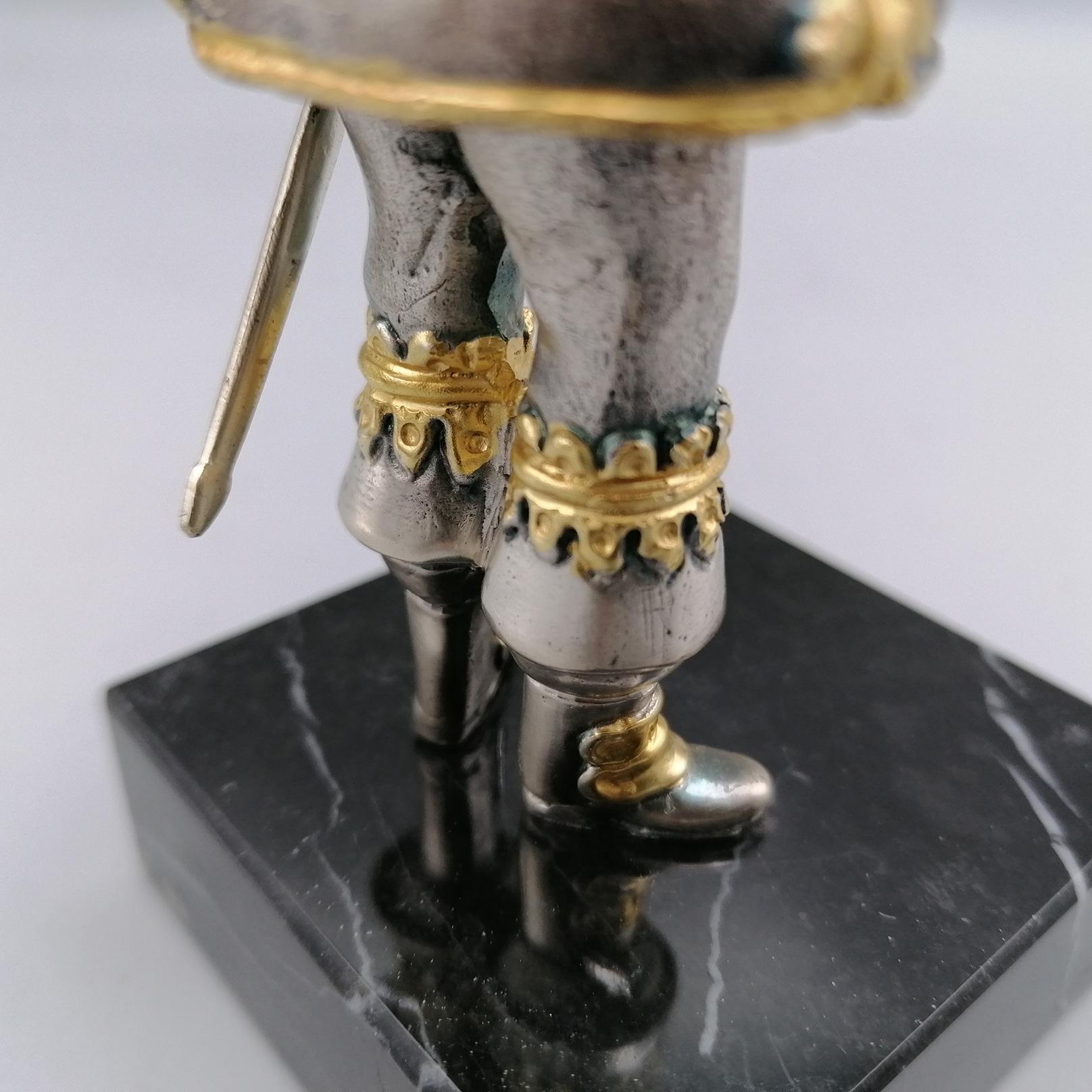 Miniatura in argento massiccio del 20° secolo che riproduce D'artagnan in vendita 5
