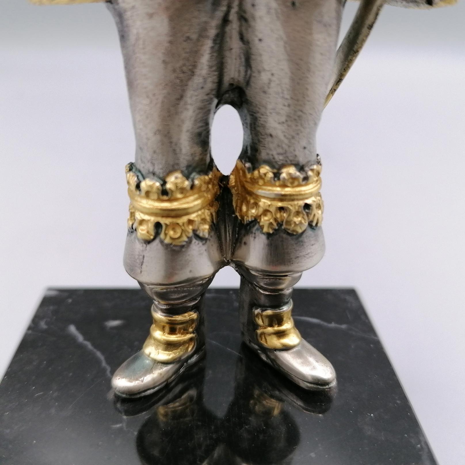 Miniatura in argento massiccio del 20° secolo che riproduce D'artagnan in vendita 6