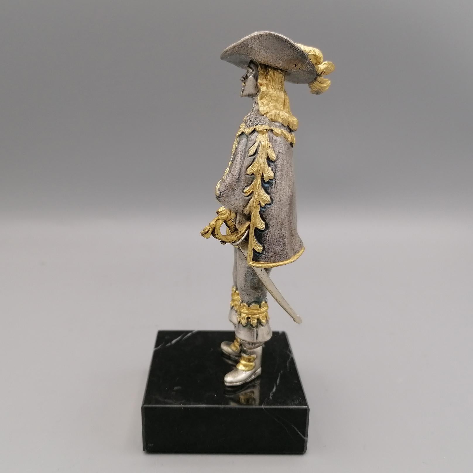 Miniatura in argento massiccio del 20° secolo che riproduce D'artagnan in vendita 1