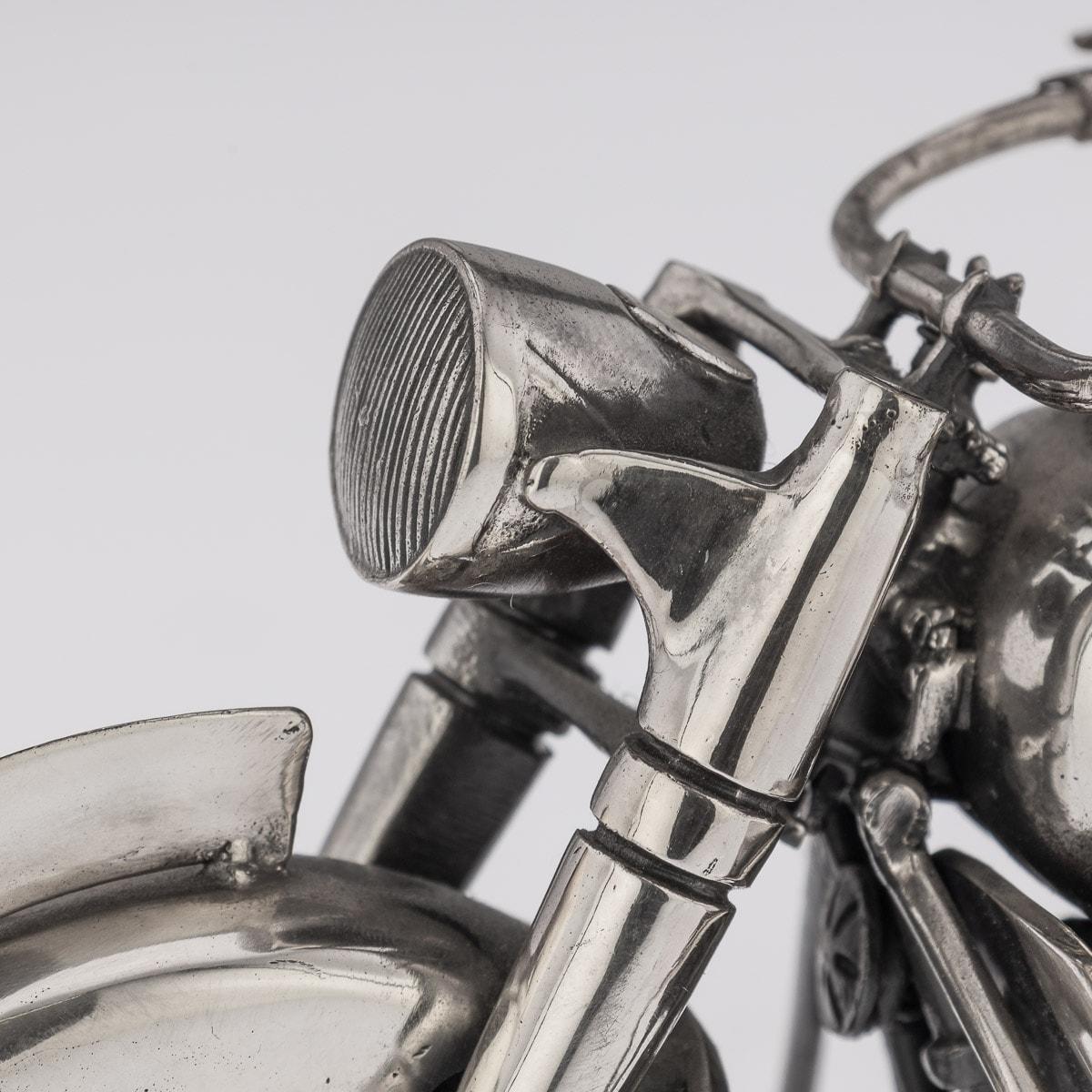 20th Century Italian Solid Silver Model of a BMW R75 Motorcycle, Medusa Oro For Sale 12