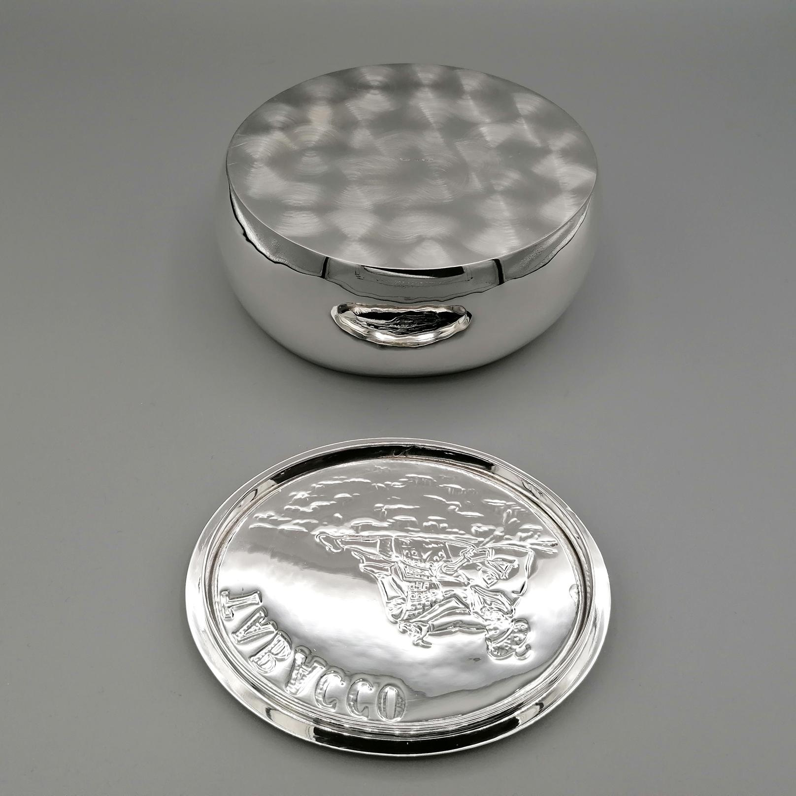 20th Century Italian Solid Silver Oval Tobacco Box For Sale 2