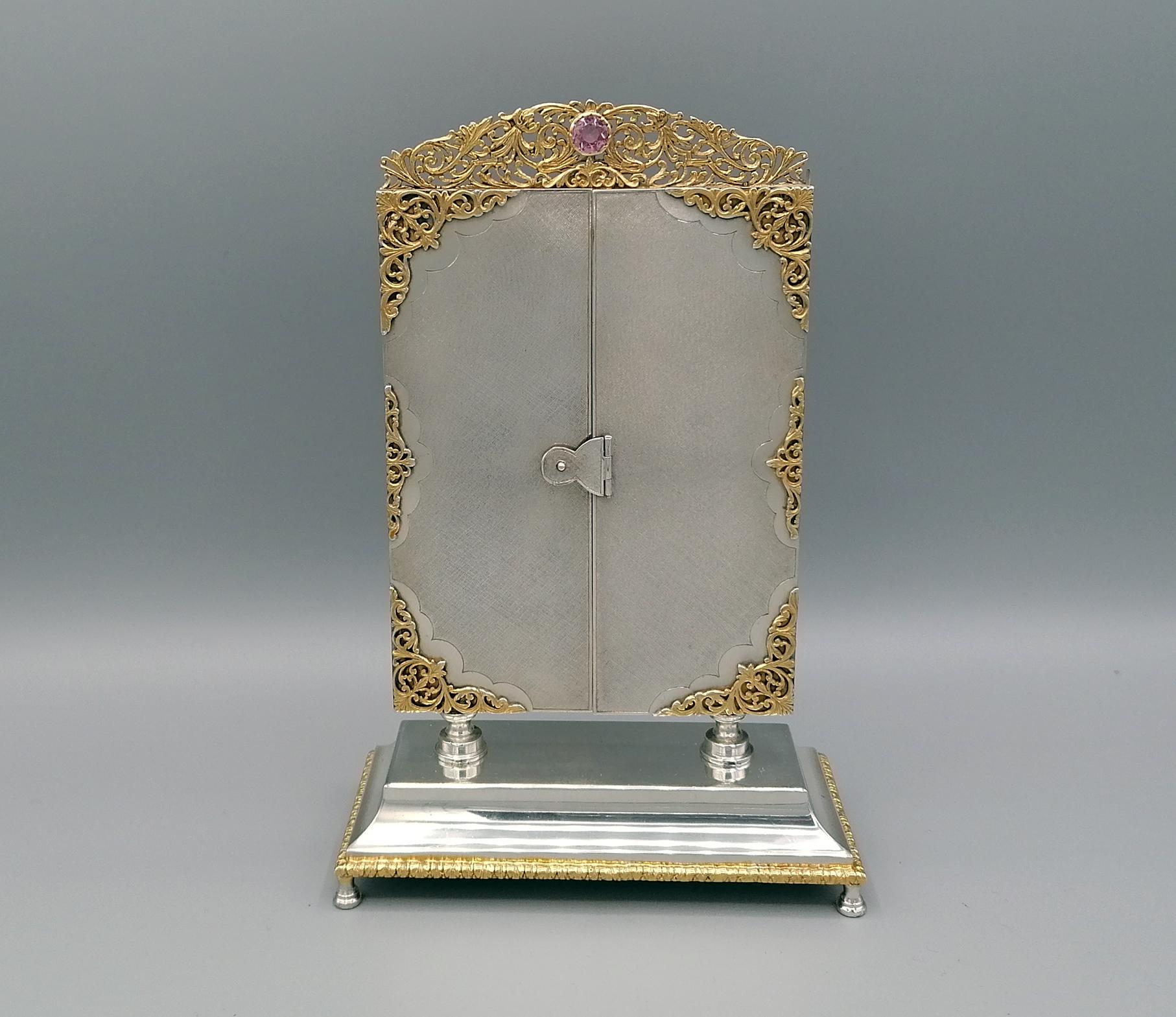 Italienisches Portal aus massivem Silber des 20. Jahrhunderts „Frauenjungfrau und Kind im Thron“, 20. Jahrhundert im Angebot 2