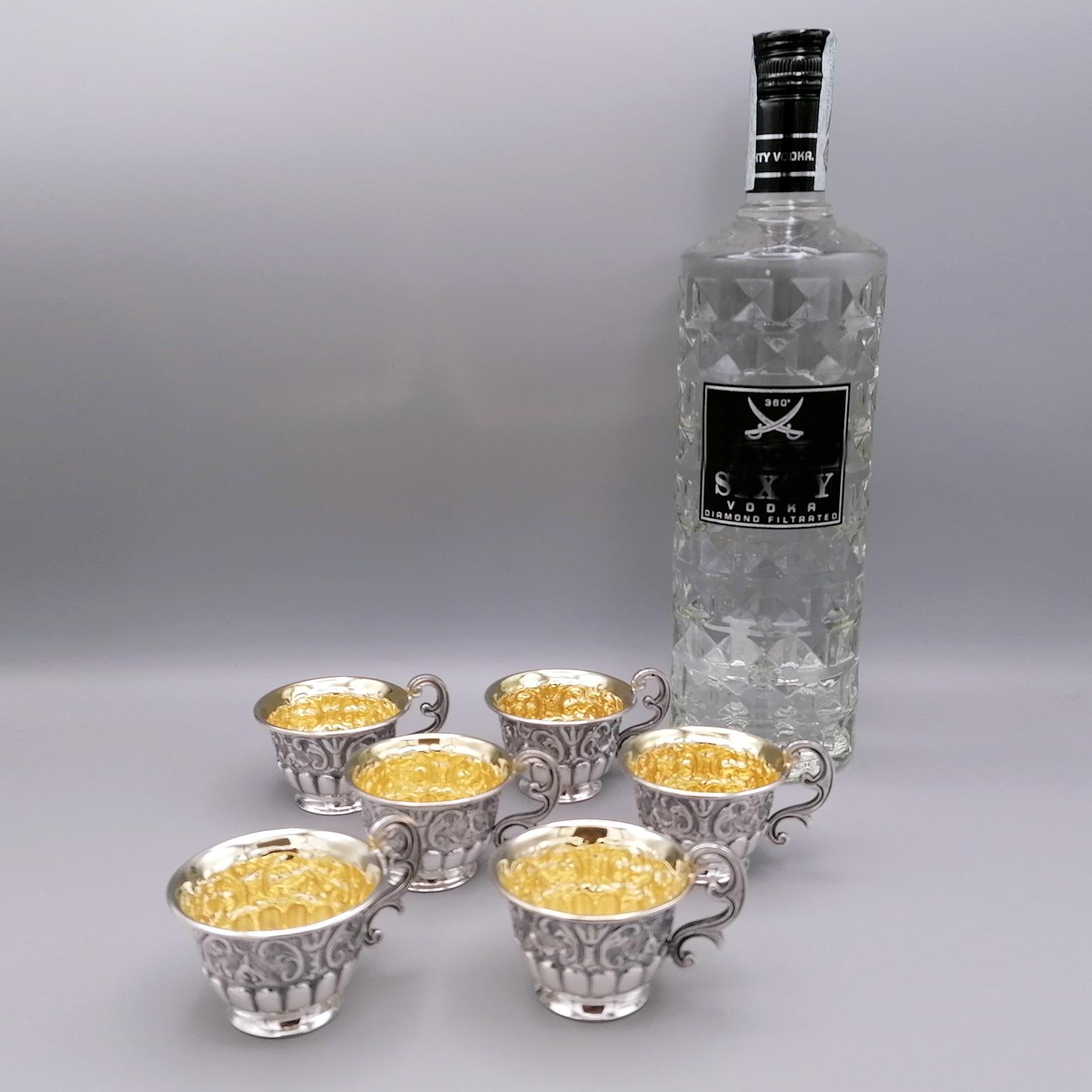 Baroque Ensemble de 6 gobelets à vodka en argent massif italien du 20ème siècle en vente