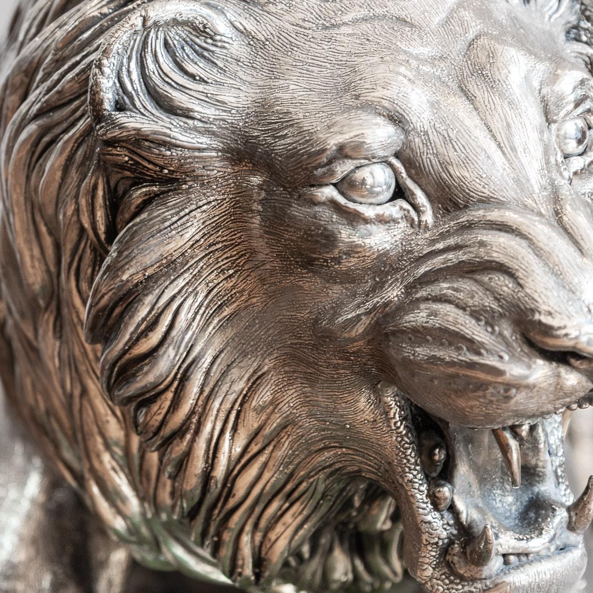 20th Century Italian Solid Silver Statue of a Lion on Marble Base, circa 1970 For Sale 3