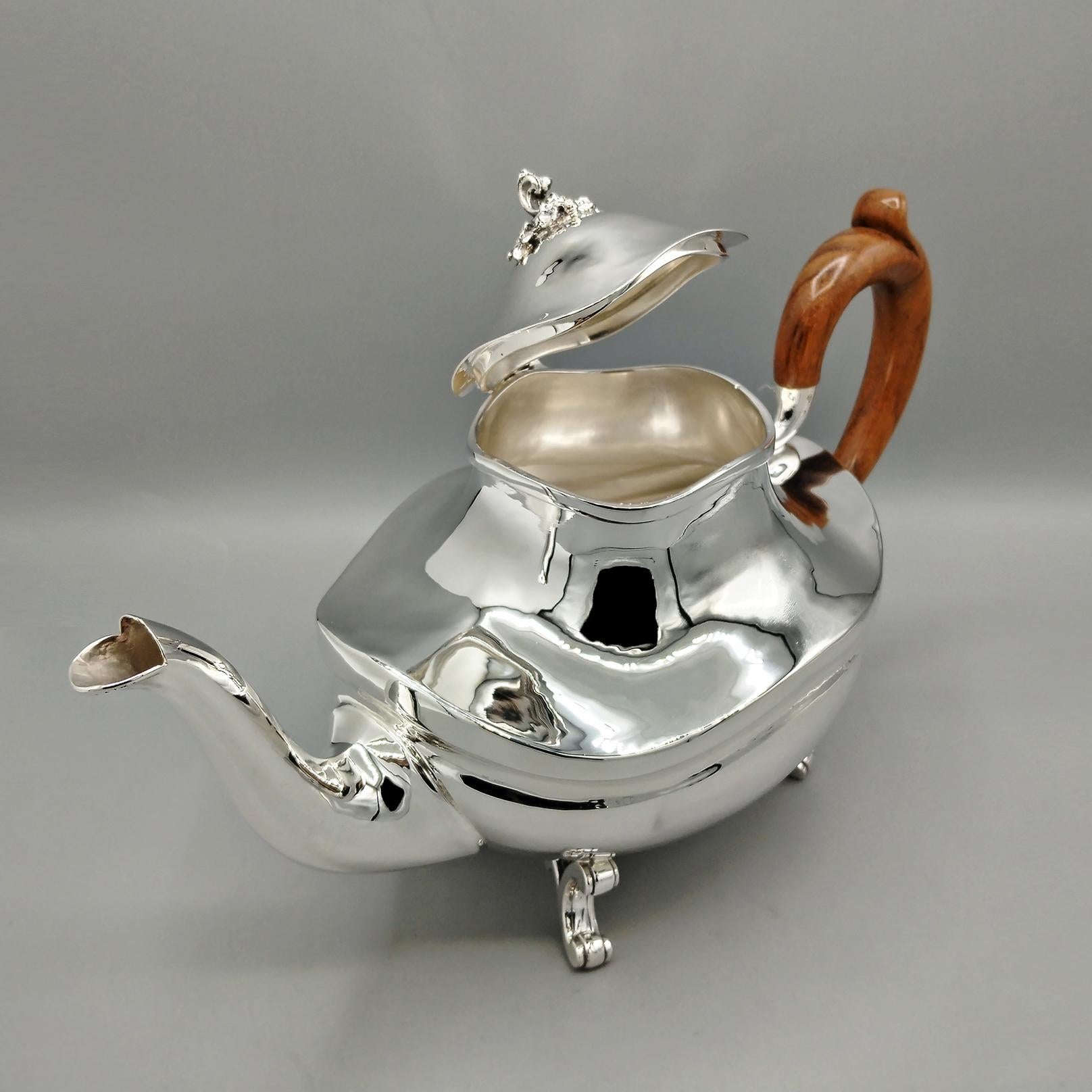 20th Century Italian Solid Silver Tea and Coffee Set with Matching Tray en venta 5