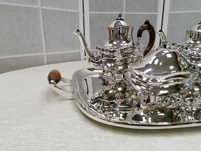 Other 20th Century Italian Solid Silver Tea and Coffee Set with Matching Tray For Sale