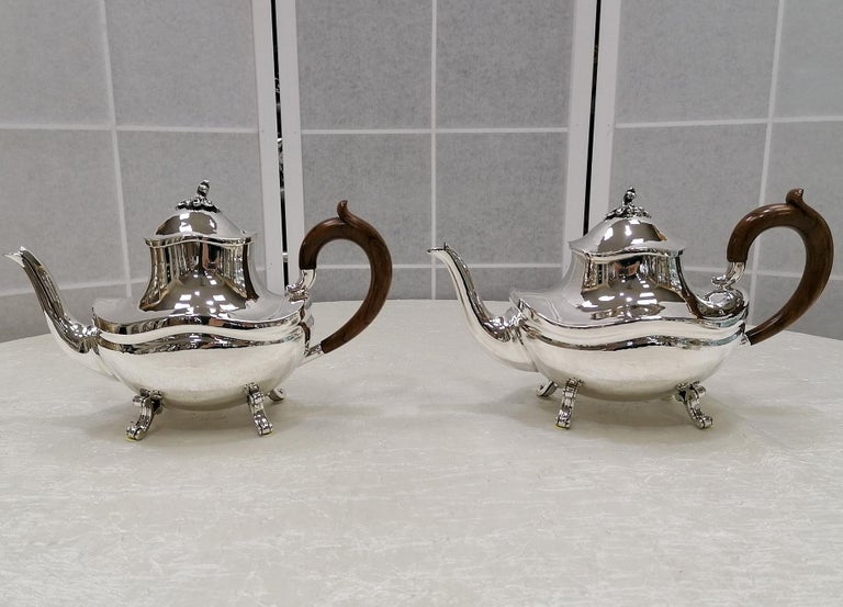 20th Century Italian Solid Silver Tea and Coffee Set with Matching Tray For Sale 2