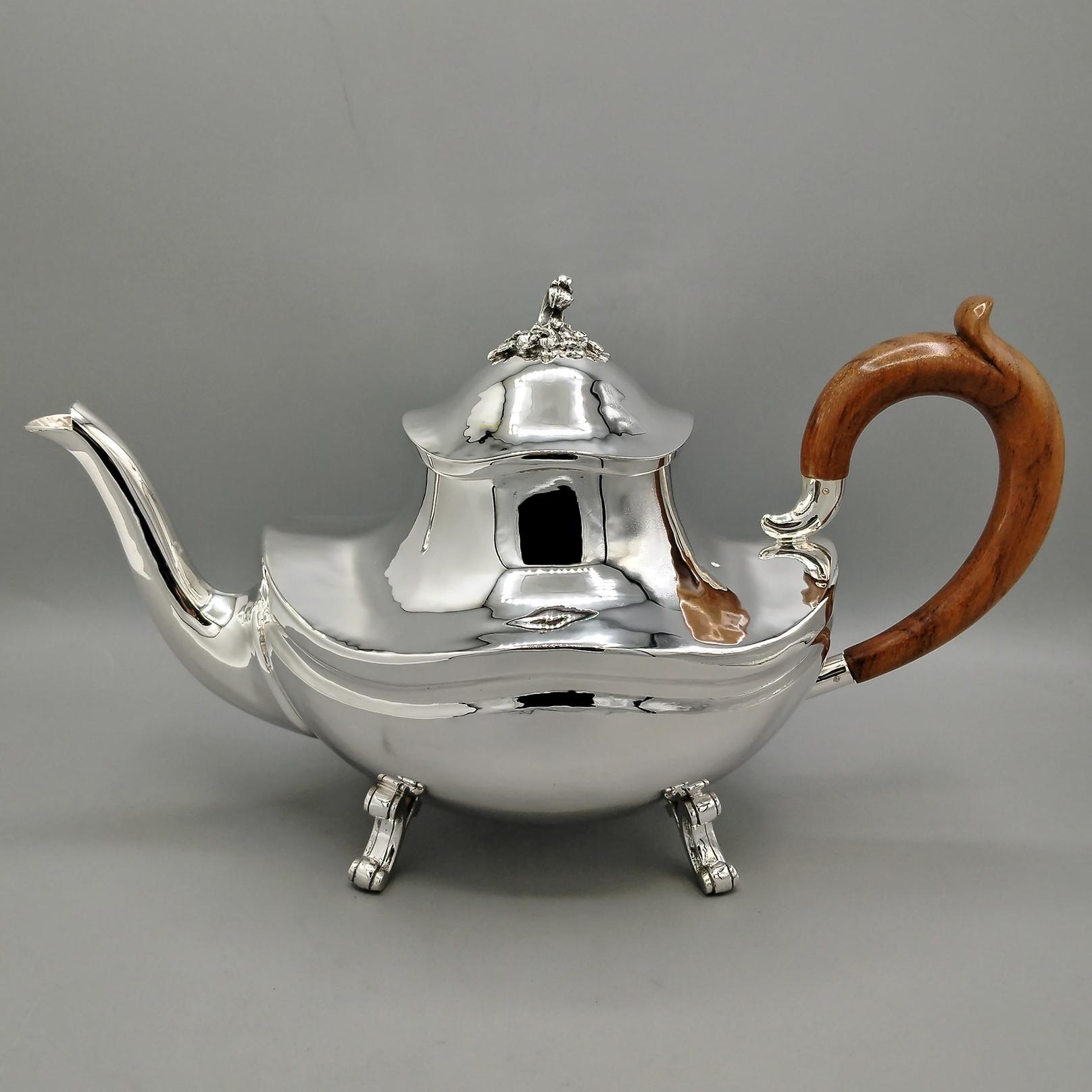 20th Century Italian Solid Silver Tea and Coffee Set with Matching Tray en venta 2