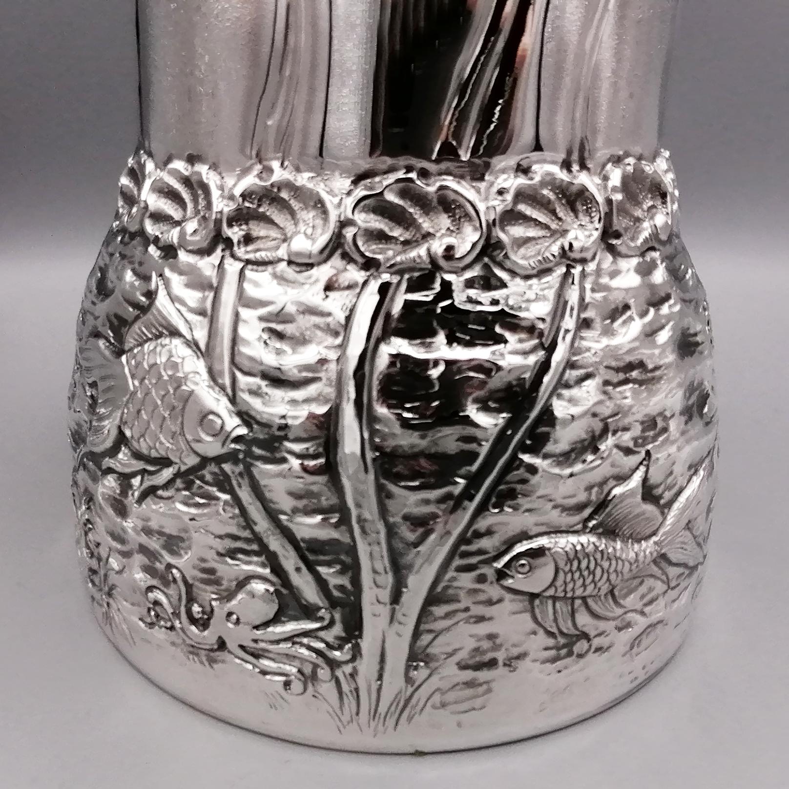 Italienische Vase aus massivem Silber des 20. Jahrhunderts „Sea“ im Angebot 1