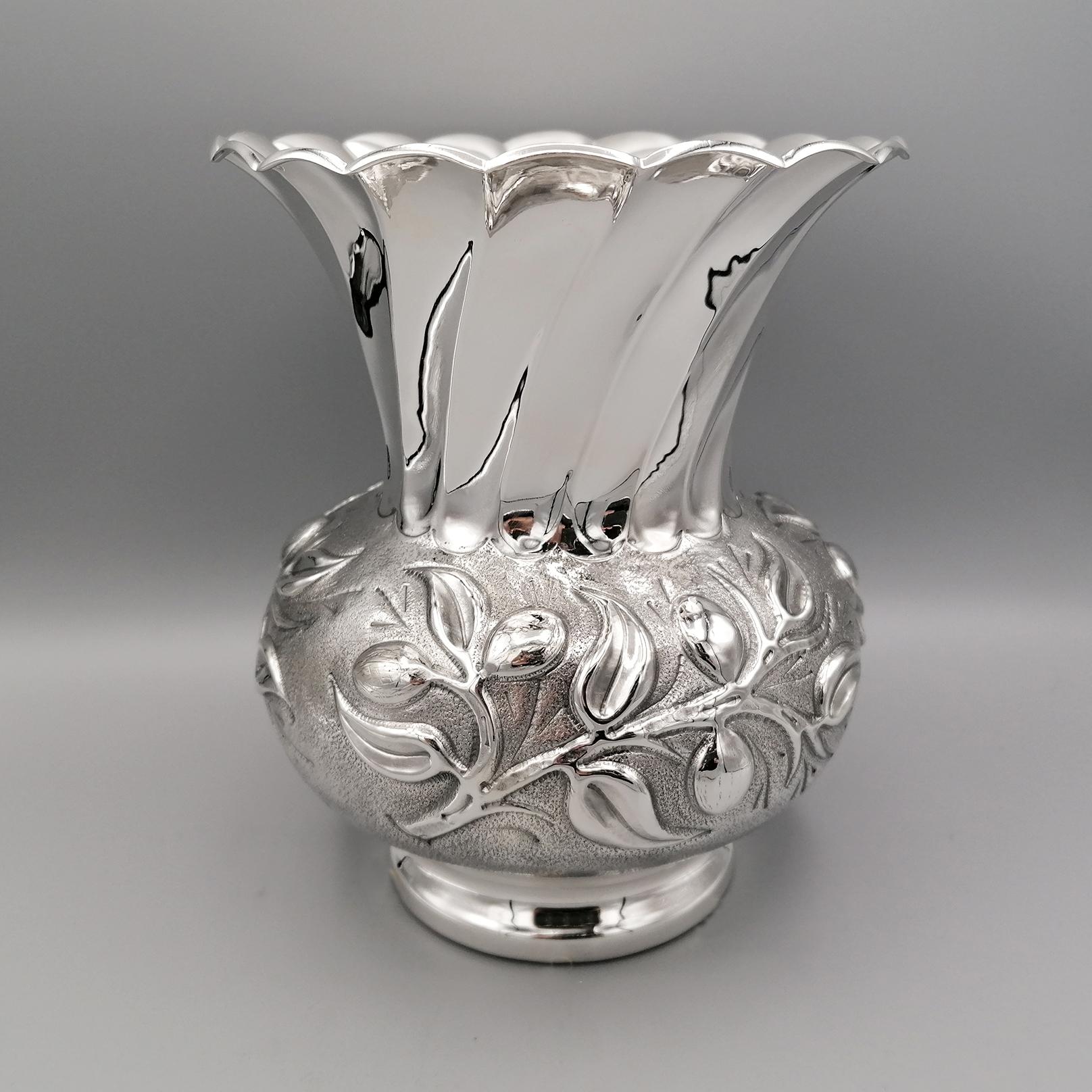 Vase italien du 20ème siècle en argent massif avec plat en vente 3