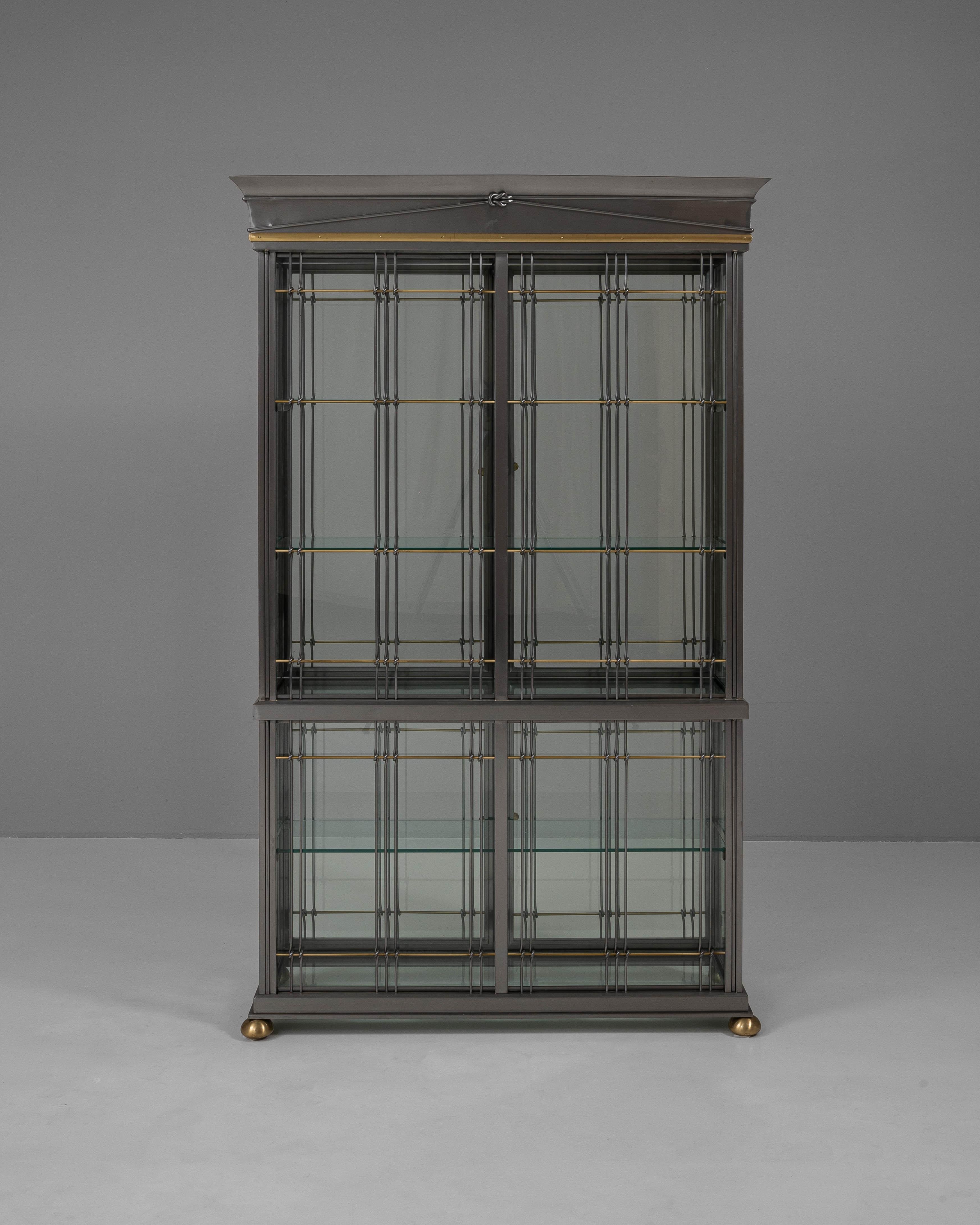 Italienische Vitrine aus Stahl und Messing des 20. Jahrhunderts von Edoardo Orlandi 12
