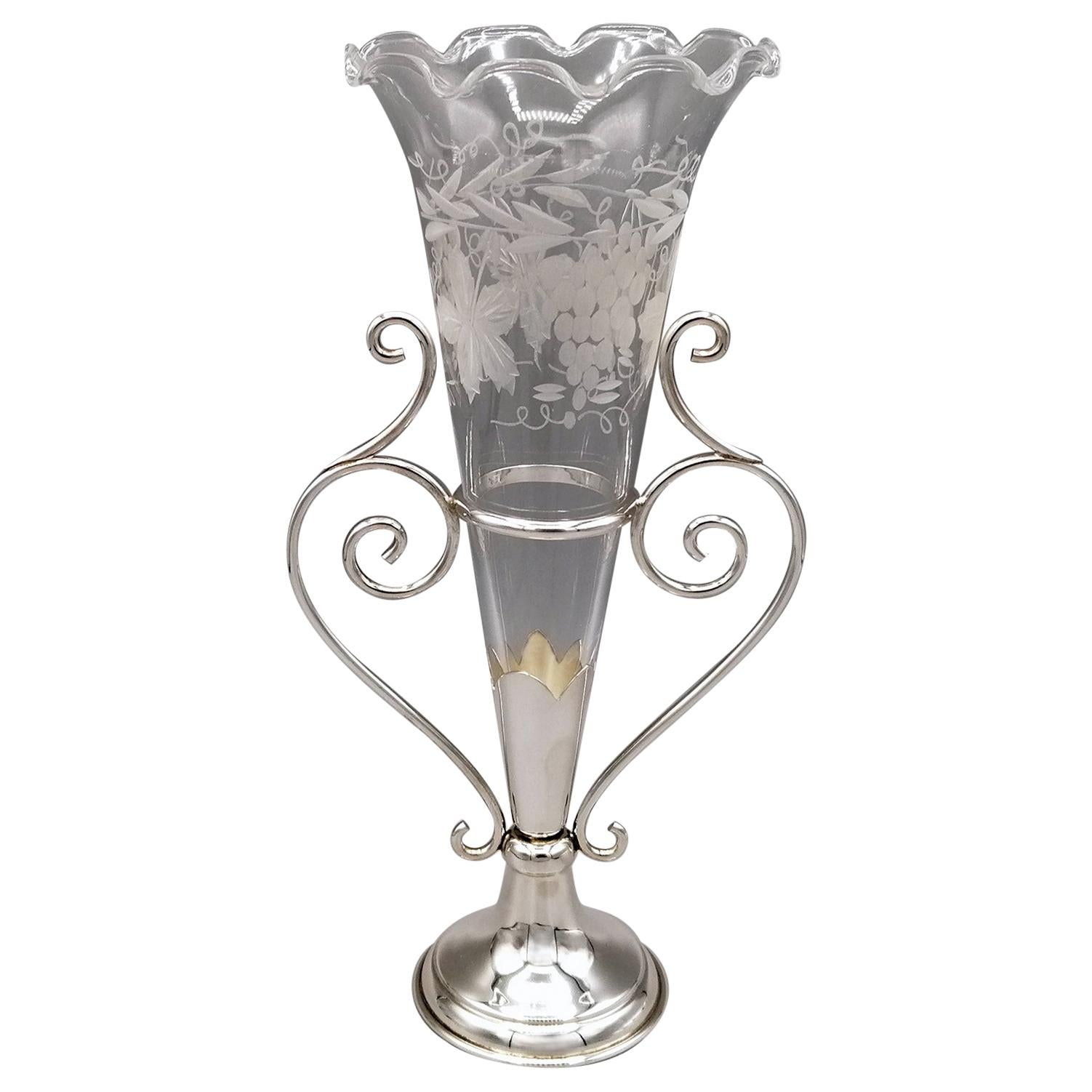 Vase italien du 20ème siècle en argent sterling avec porte-fleurs en cristal taillé à la main