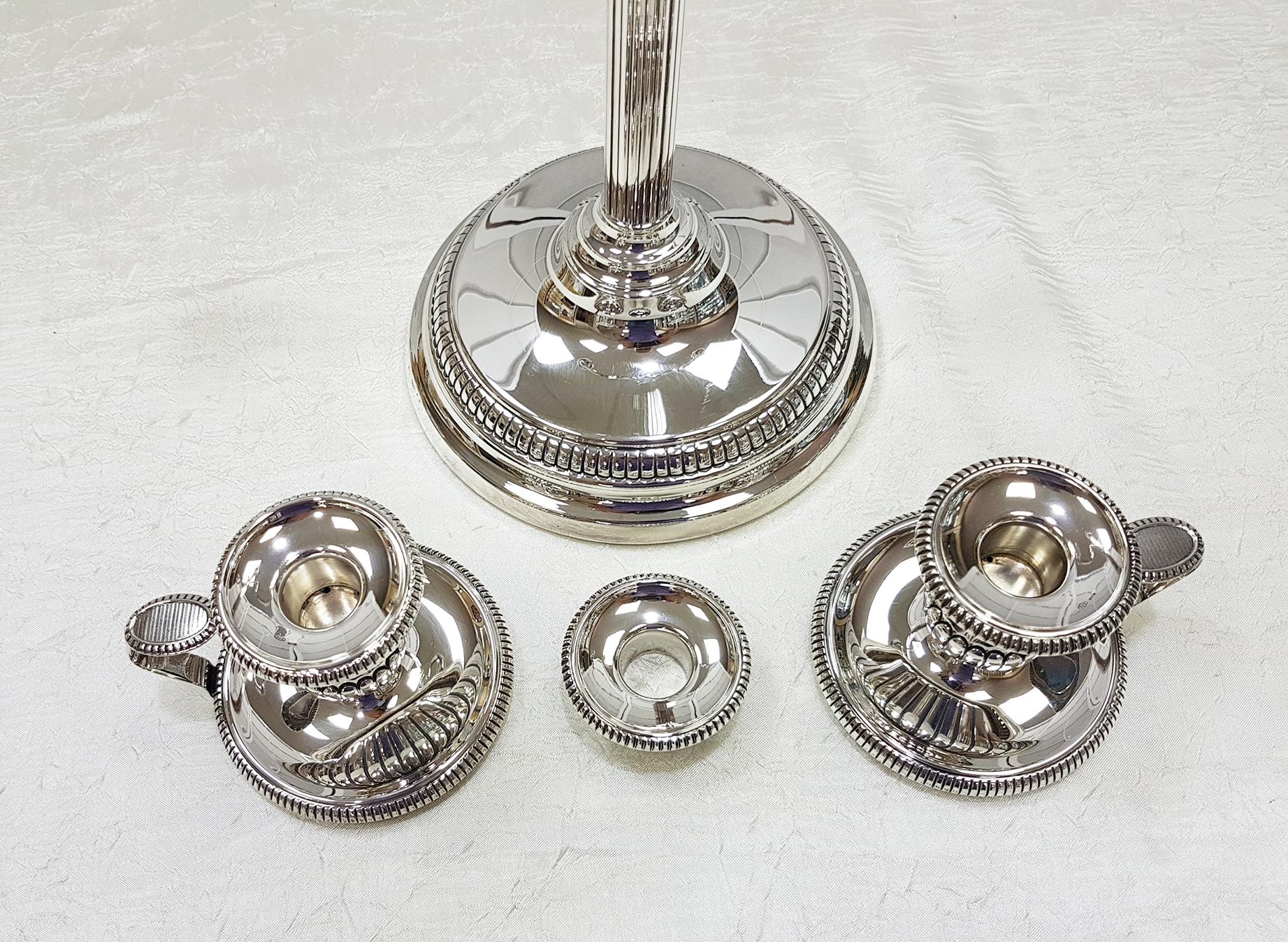 Candelabro telescópico de 3 luces de plata de ley italiana del siglo XX en venta 6