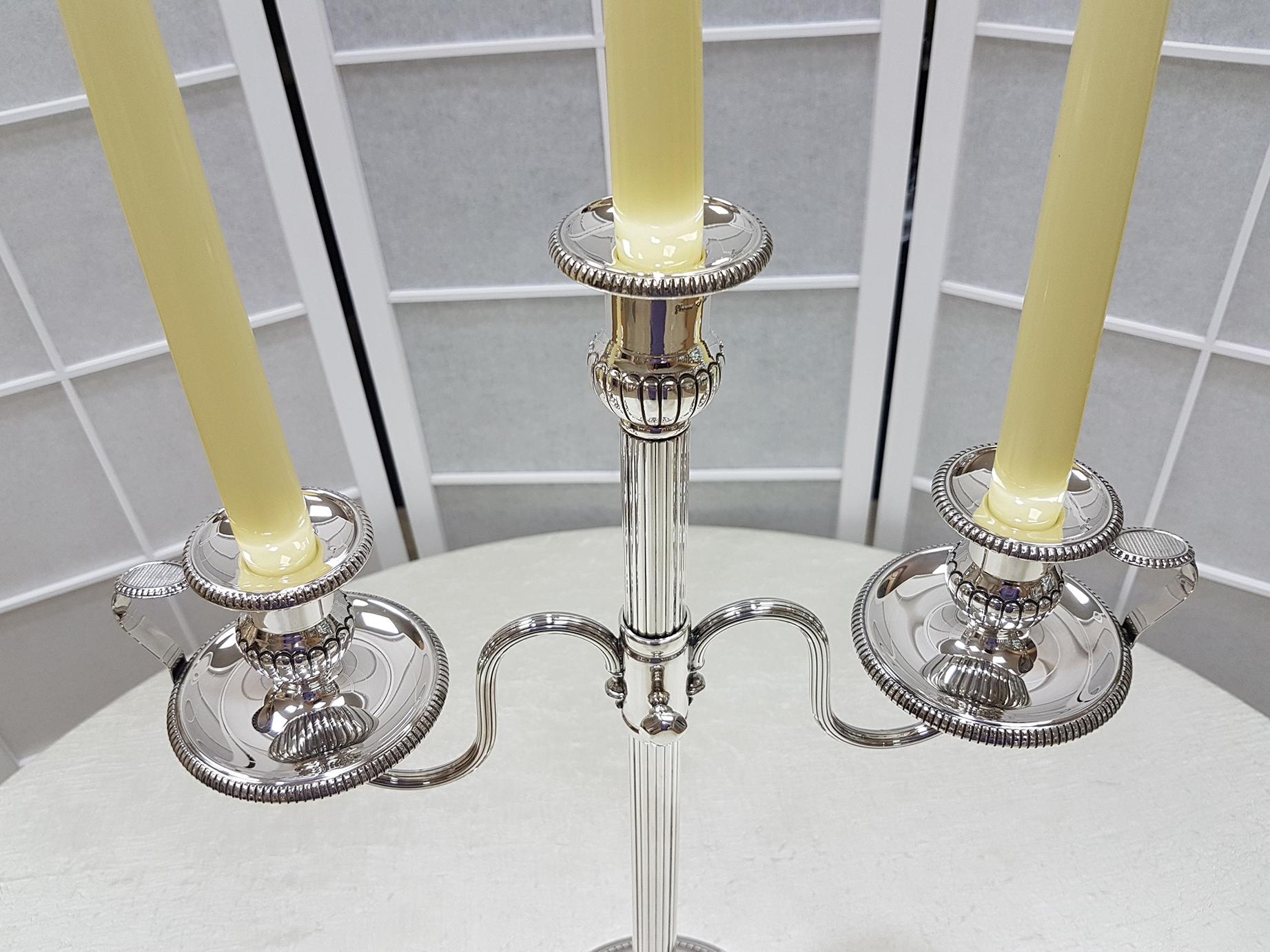 Neoclassical Revival 20th Century Italian Sterling Silver 3 Lights Telescopic Candelabra For Sale