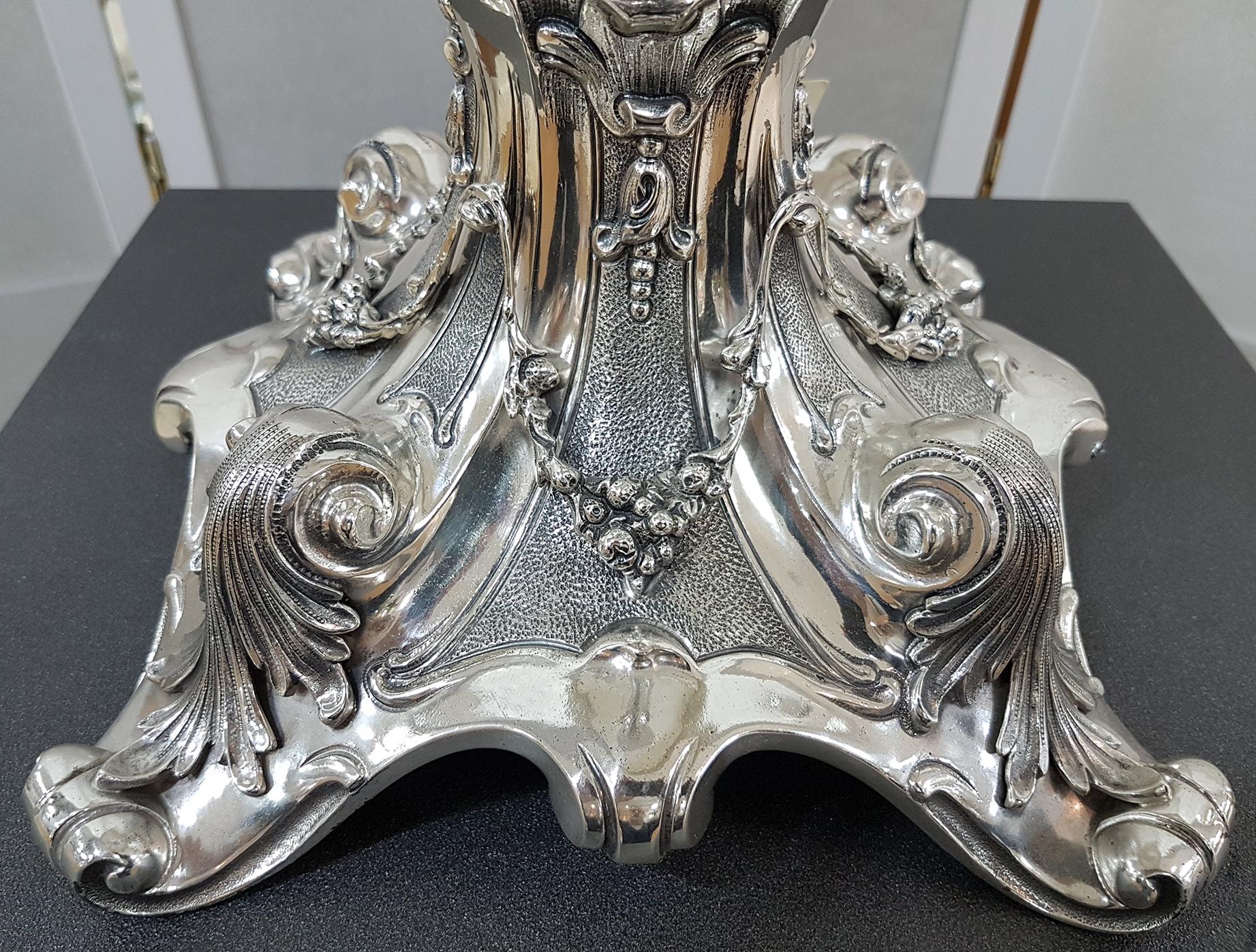 20. Jahrhundert Italienische Sterling Silber Barocco Stil Tischlampe (Sterlingsilber) im Angebot
