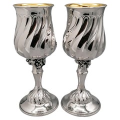 Vasos italianos de plata de ley del siglo XX