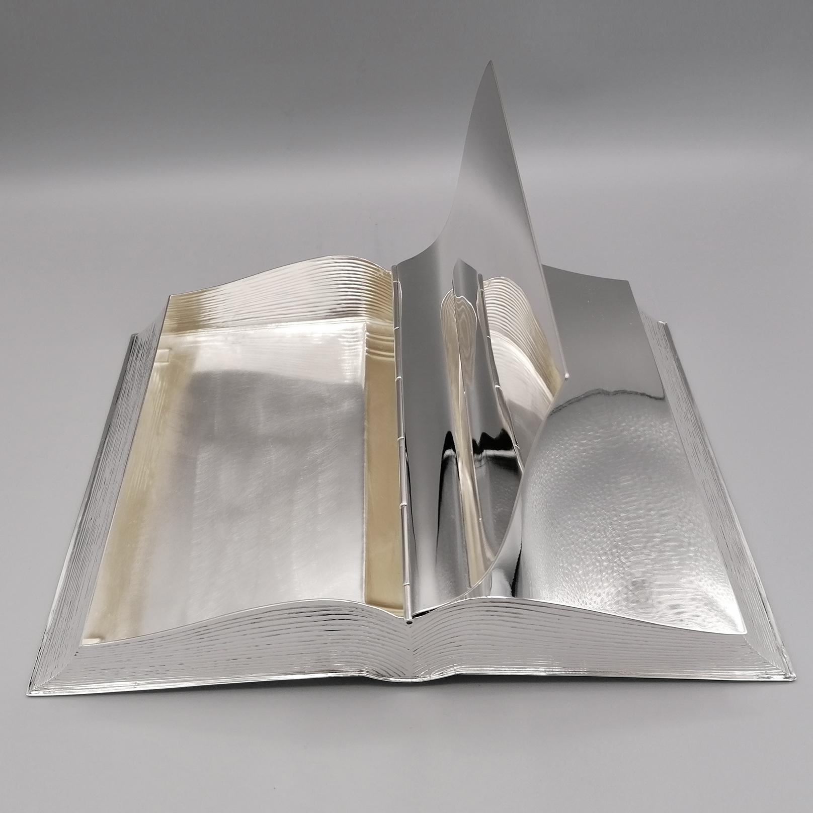 20th Century Italian Sterling Silver Box Book Shape  For Sale 3