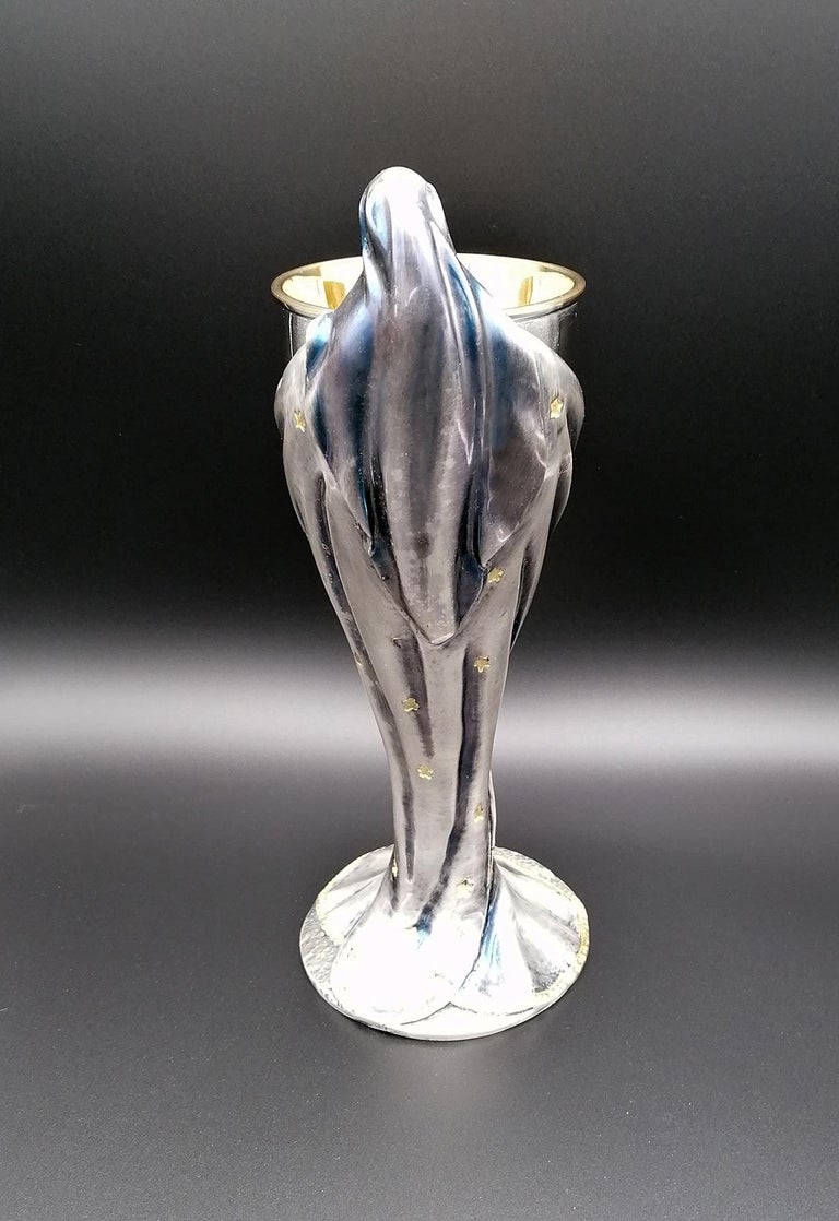 20th Century Italian Sterling Silver Chalice with Vergin Mary Wrapping the Cup In Excellent Condition For Sale In VALENZA, IT