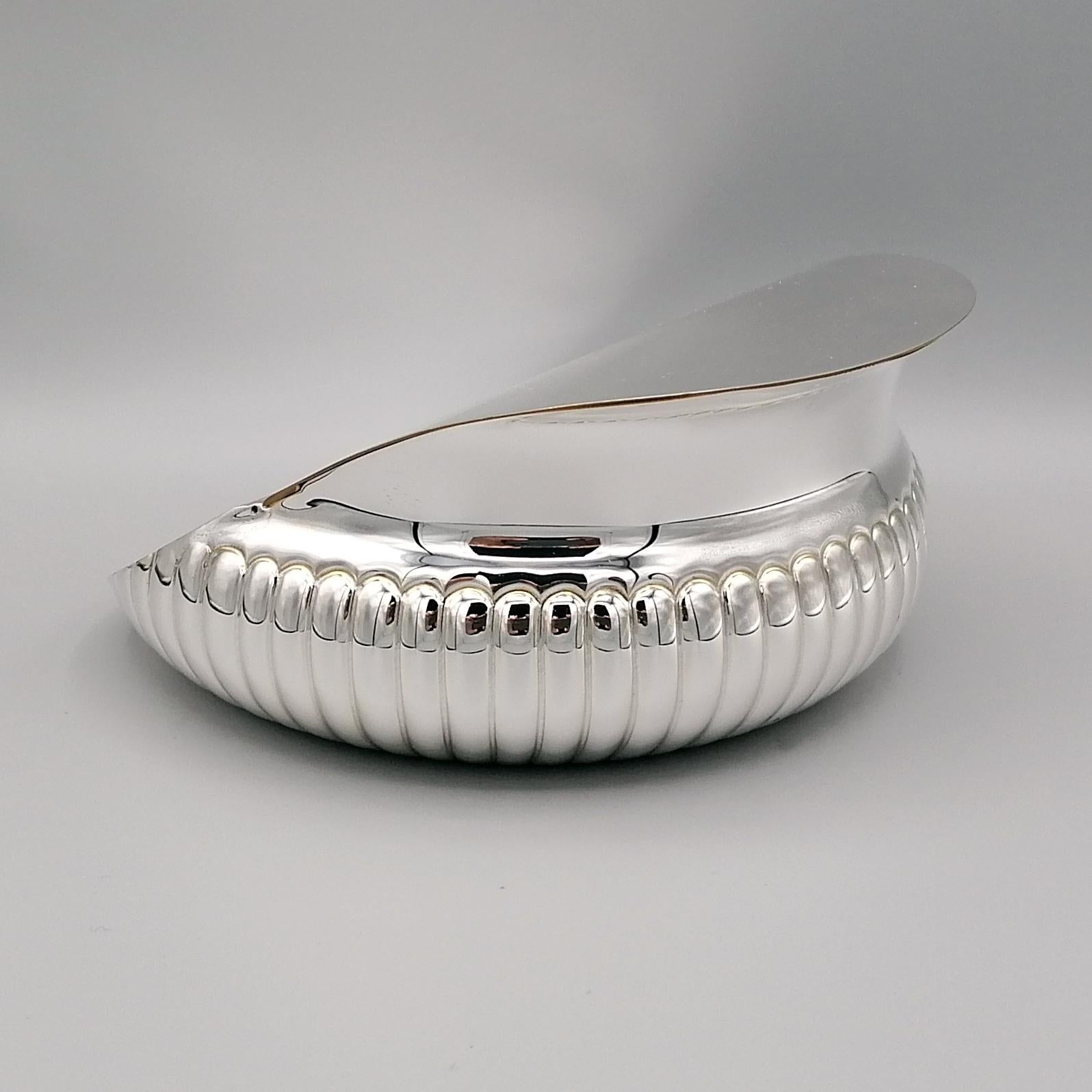 Edwardian 20th Century Italian Sterling Silver Decorative Box For Sale