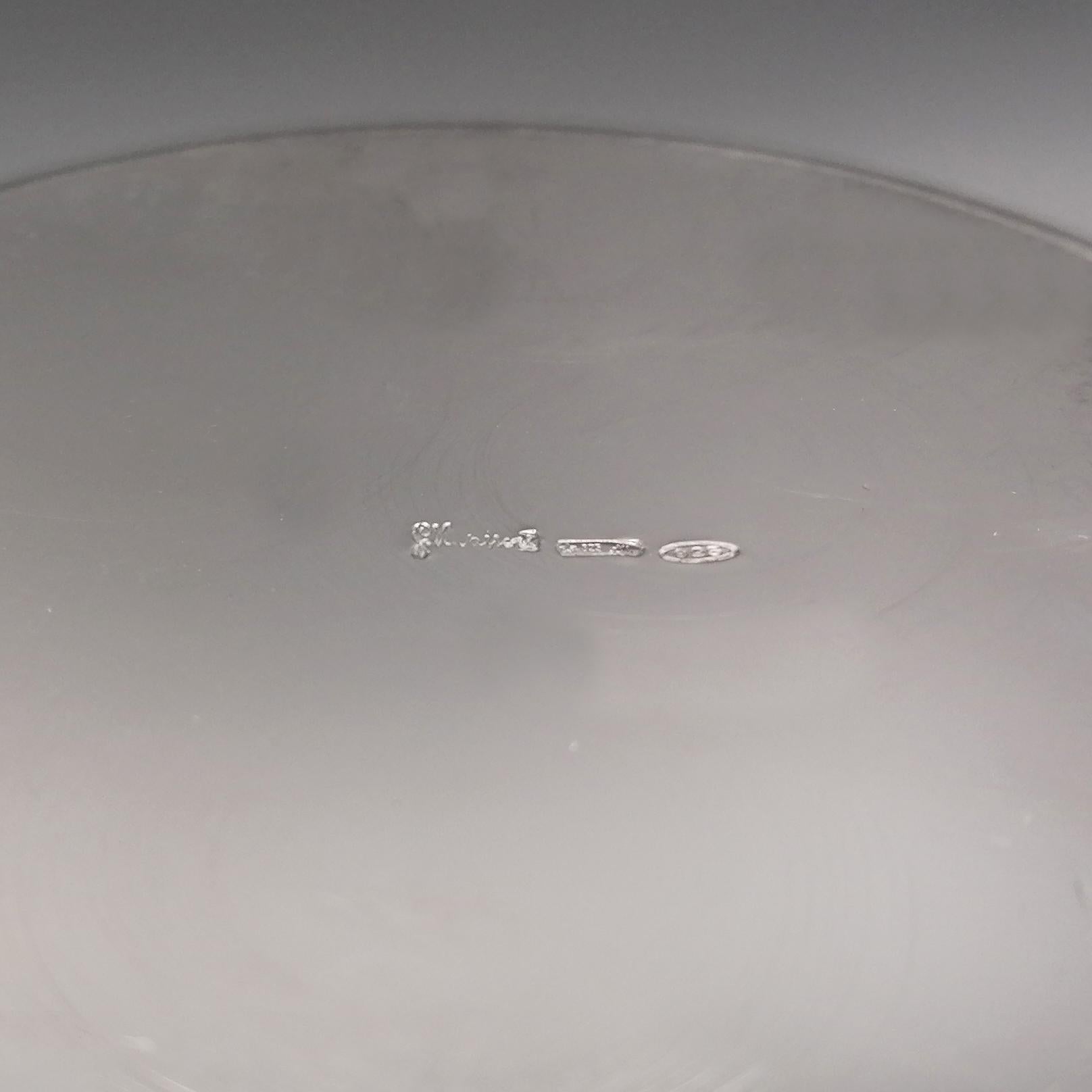 Scatola portaessenze in argento massiccio del XX secolo in vendita 5