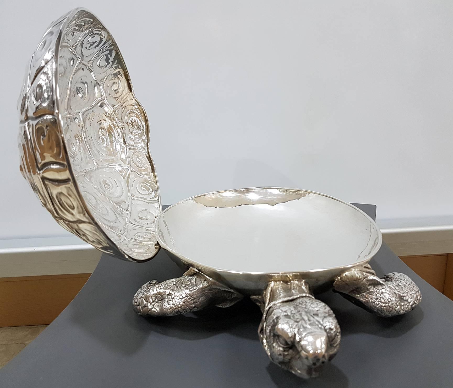 Late 20th Century 20th Century Italian Sterling Silver Handmade Turtle Box with Hinged Lid