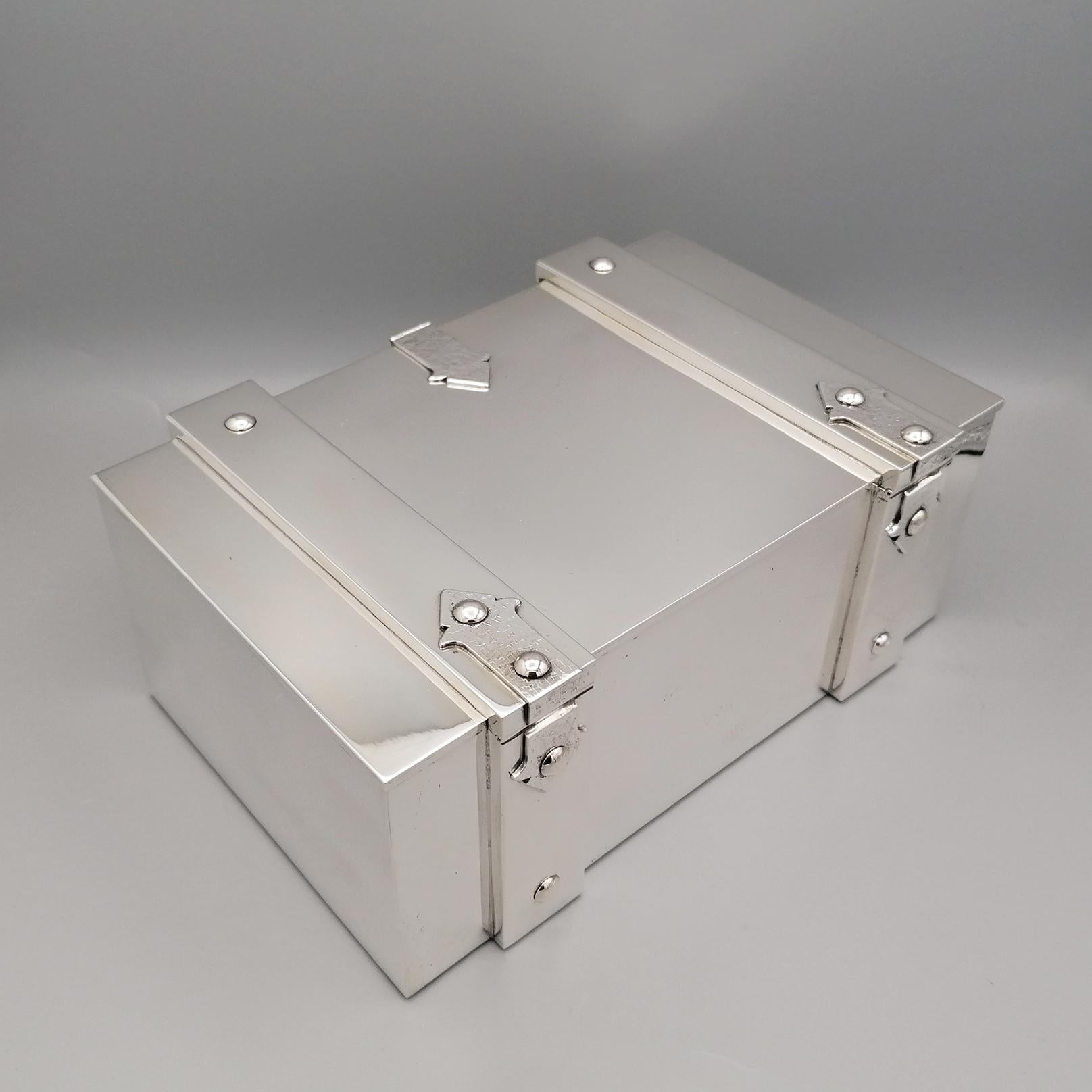 Hand-Crafted 20th Century Italian Sterling Silver Jewelry Casket Box with Hinged Closure