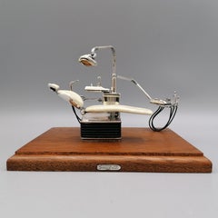 Mini-station de travail d'un dentaire en argent sterling italien du 20ème siècle