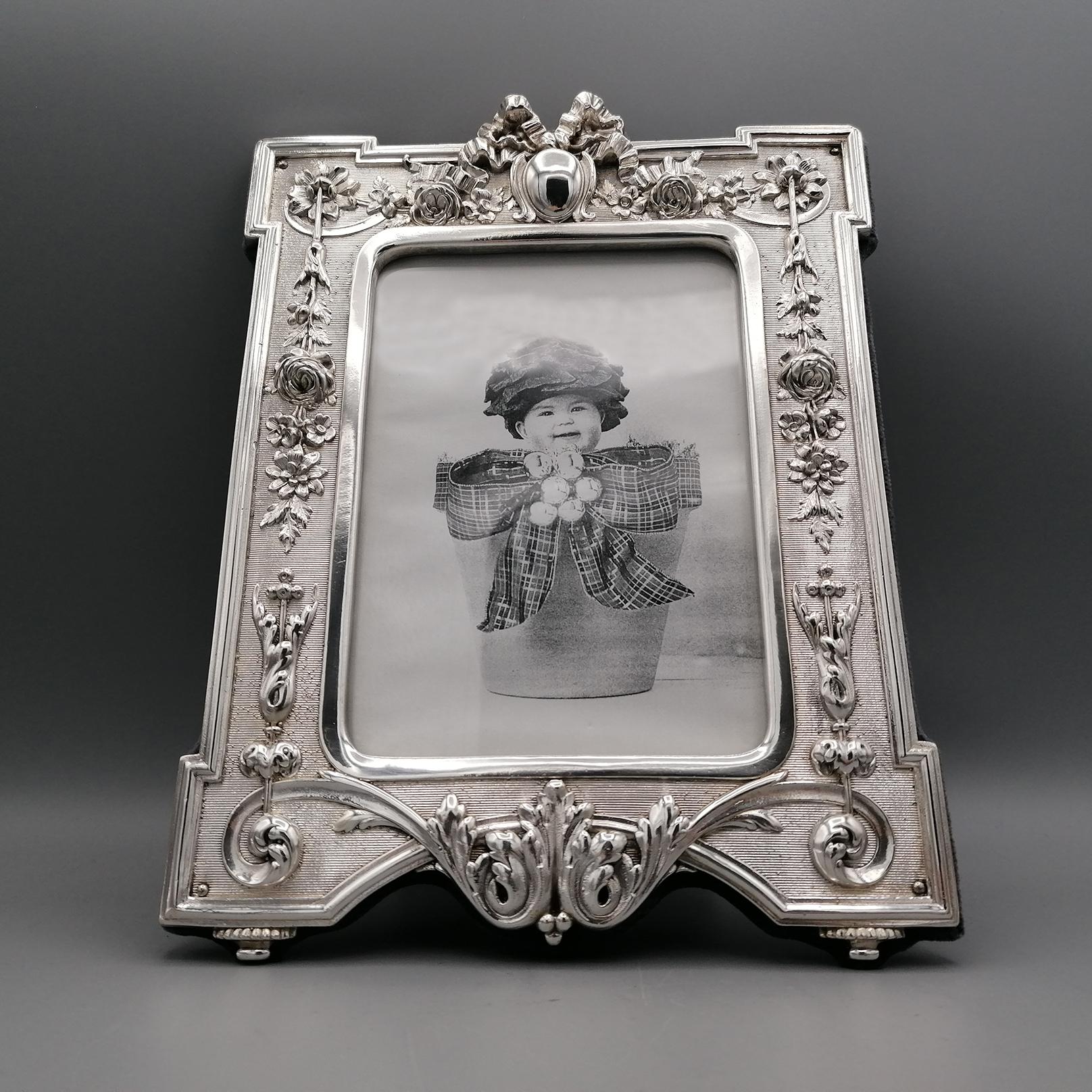 20th Century Italian Sterling Silver Picture Frame In Excellent Condition For Sale In VALENZA, IT