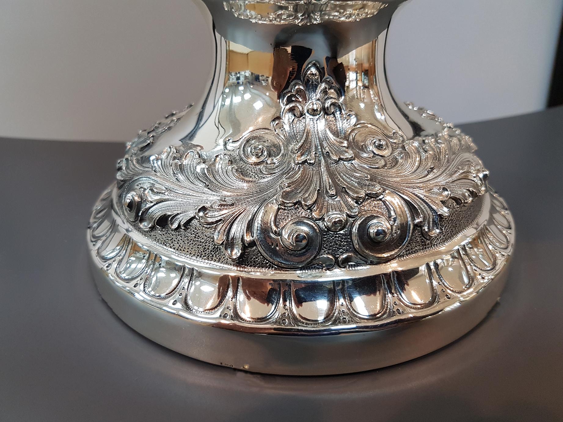 20th Century Italian Sterling Silver Table with Silver Vase and Matching Dish For Sale 5