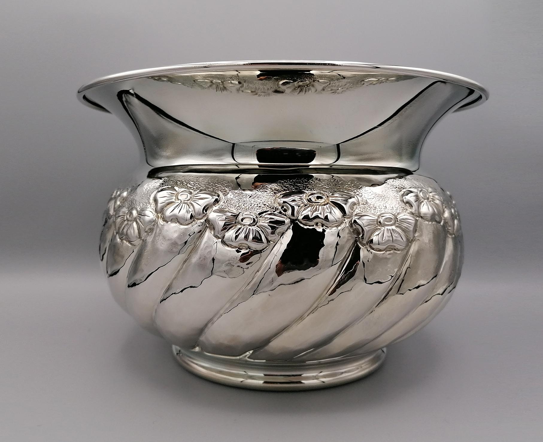 Hand-Crafted 20th Century Italian Sterling Silver tochon 