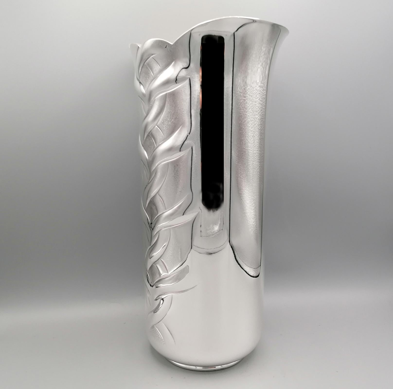 20th Century Italian Sterling Silver Vase For Sale 6