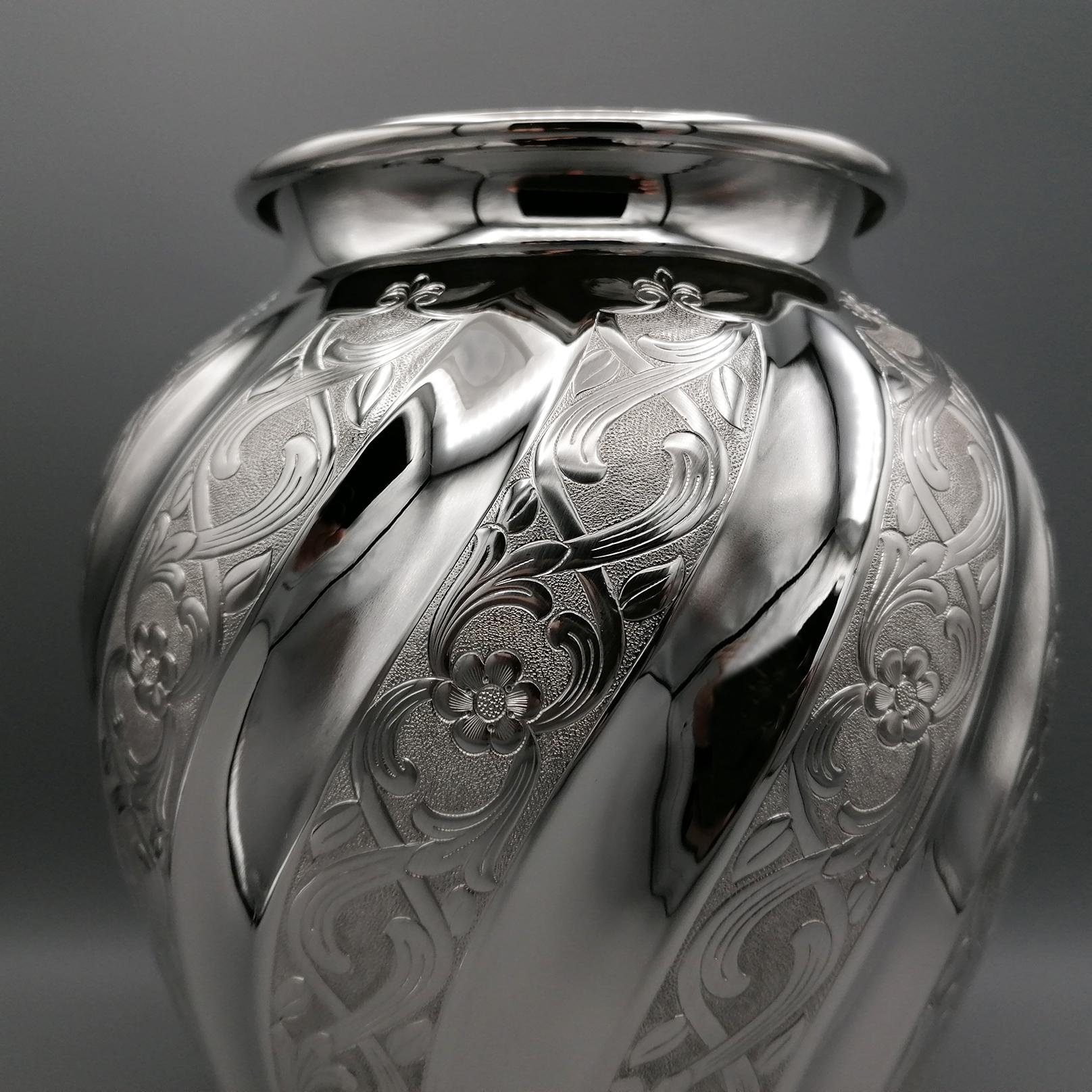 European 20th Century Italian Sterling Silver Vase For Sale