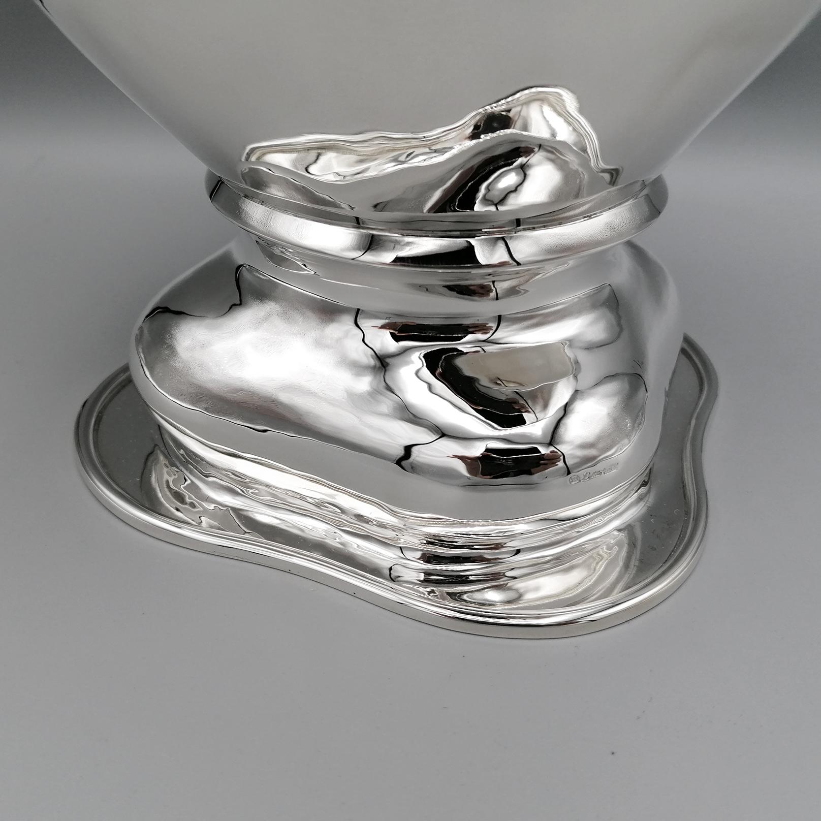 Vase italien en argent sterling du 20ème siècle, magnifique pièce de savoir-faire italien en vente 3