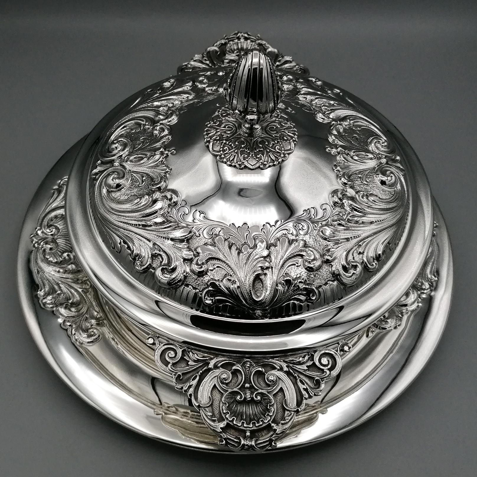 20th Century Italian Sterling Silver Vegetable Dish, Tureen For Sale 5