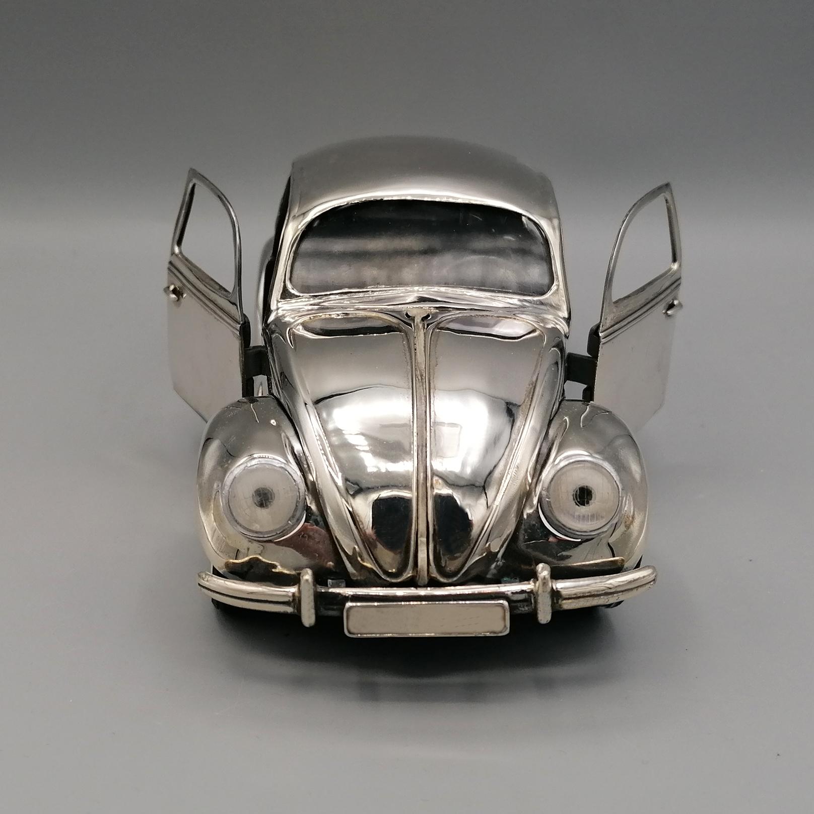 Volkswagen Beetle Typ1 modèle de voiture italienne du 20ème siècle en argent sterling, vers 1945 Excellent état - En vente à VALENZA, IT