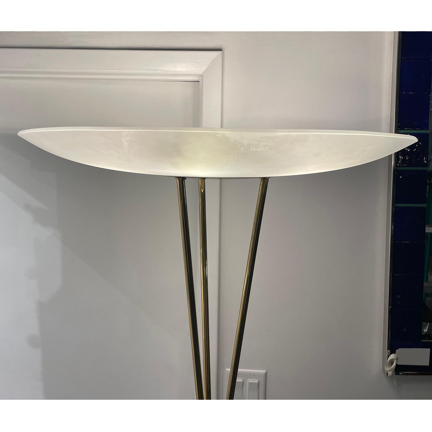 20th Century Italian Stilnovo Crystal Glass Floor Lamp by Gaetano Sciolari For Sale 4
