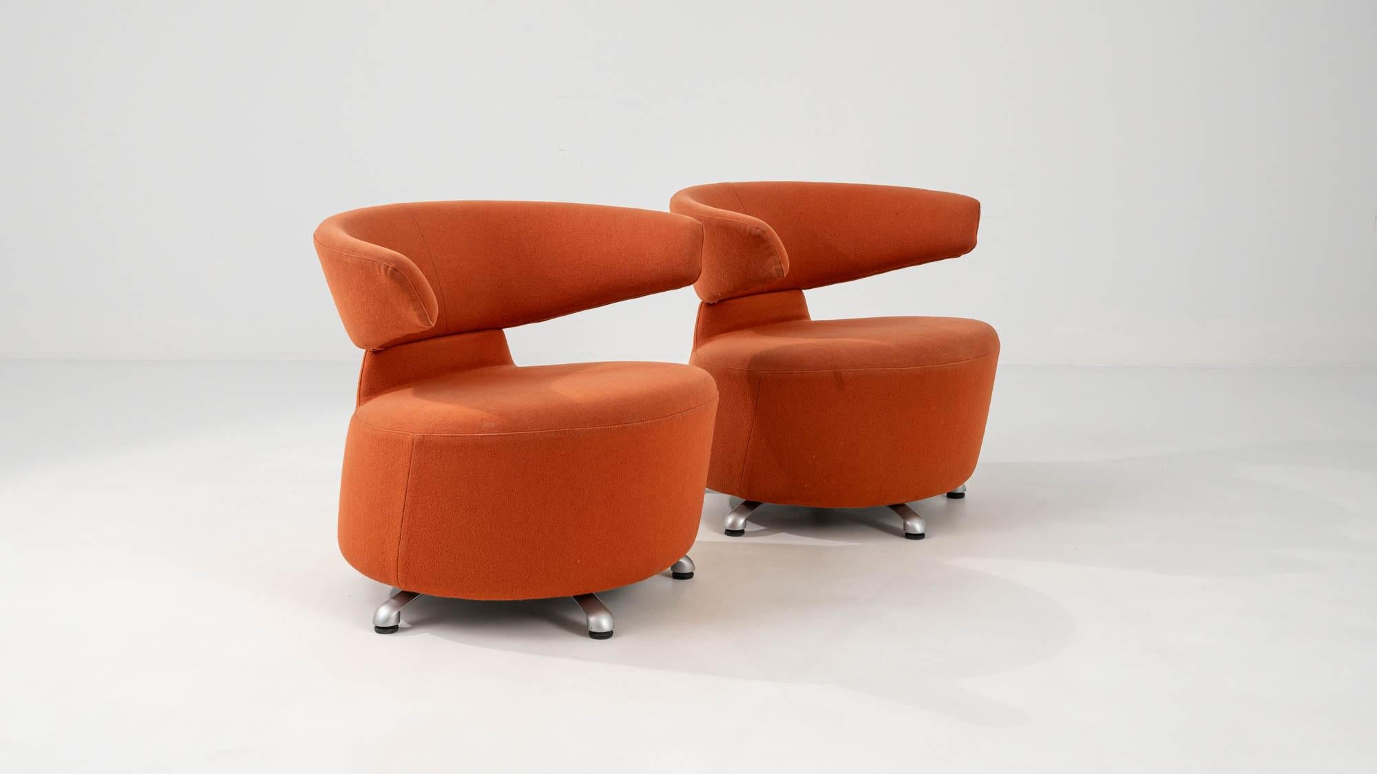 20th Century Italian Swivelling Armchairs by Cassina, a Pair 8