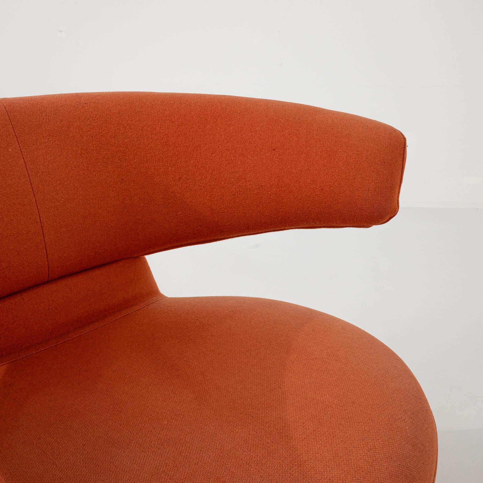20th Century Italian Swivelling Armchairs by Cassina, a Pair 9