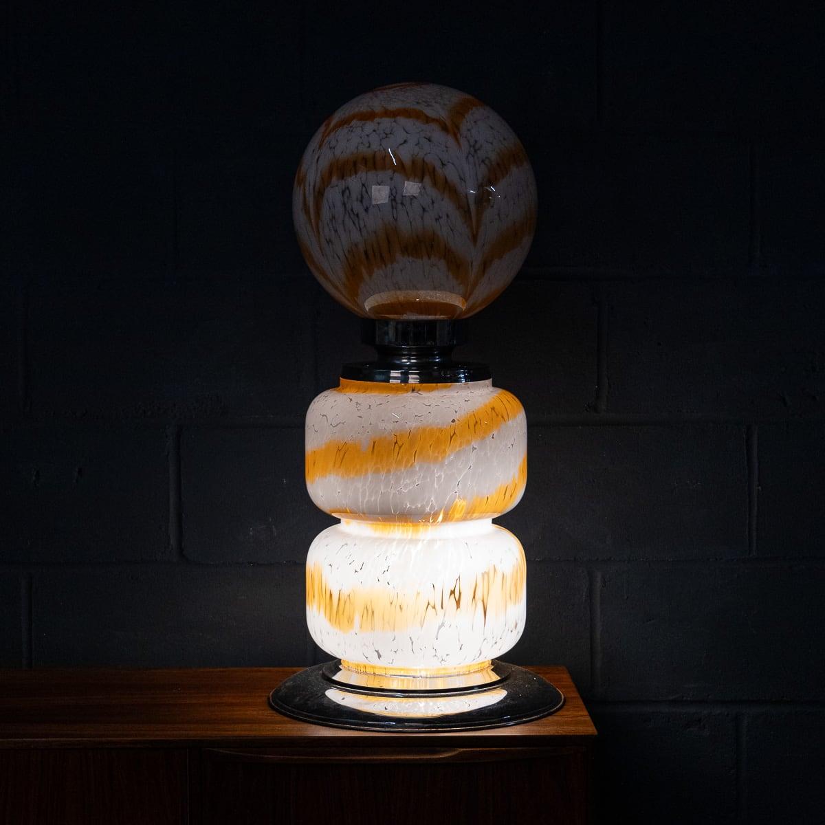 20ième siècle Lampe de table italienne du 20e siècle par Carlo Nason pour Mazzega c.C. 1970 en vente