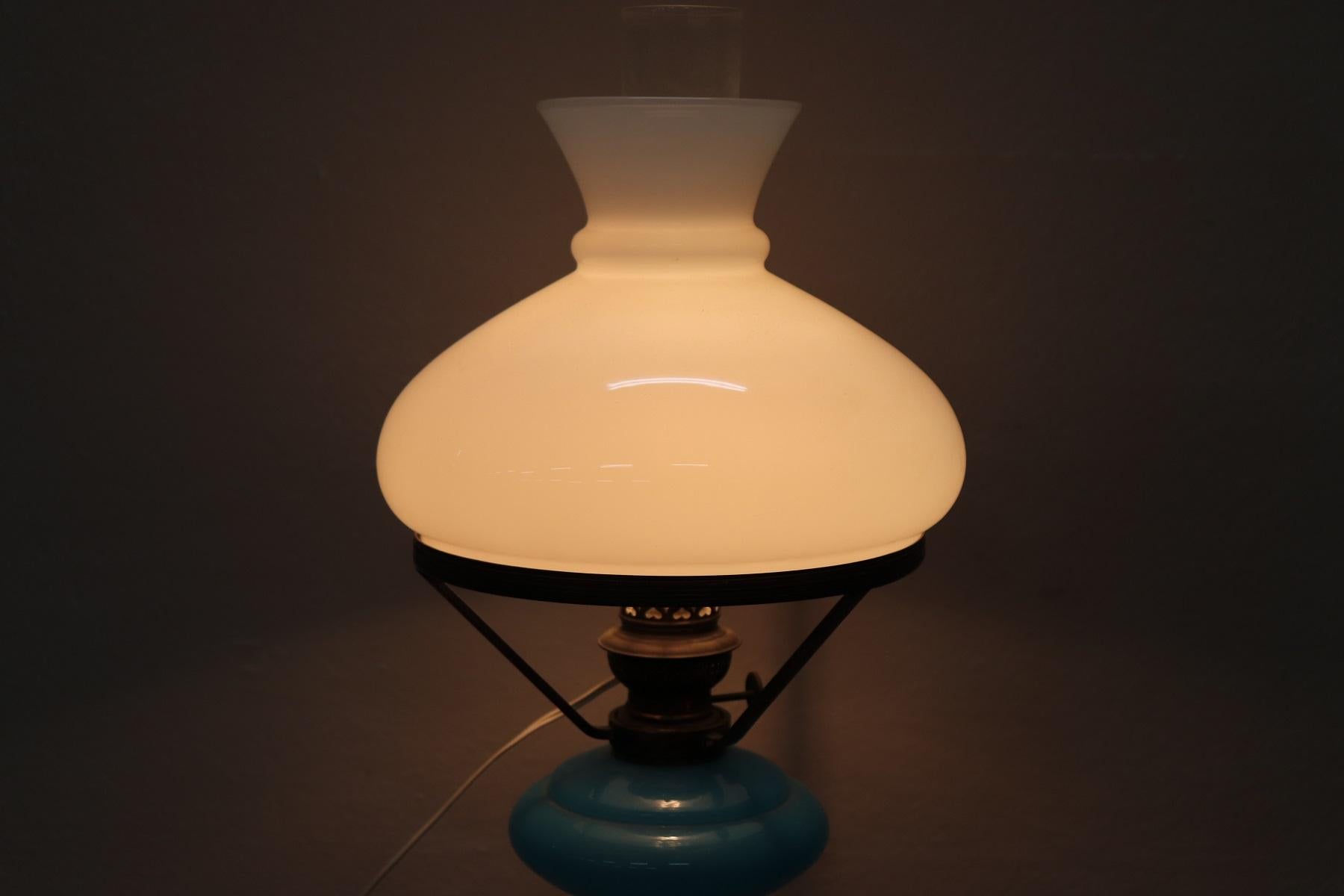 Late 20th Century 20th Century Italian Table Lamp in Opal Blue Artistic Glass