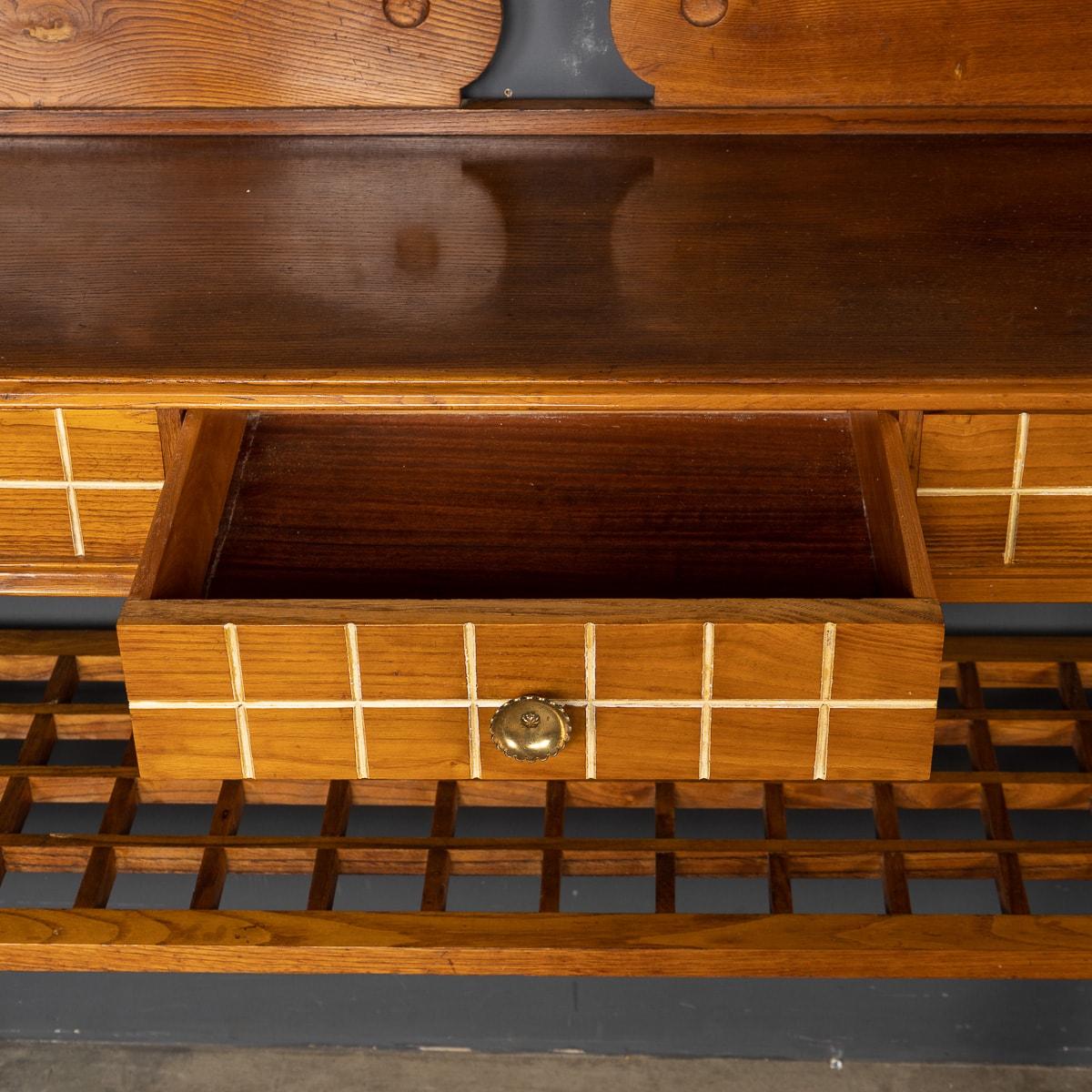 20th Century Italian Three Drawer Dresser In Solid Oak By Paulo Buffa 8