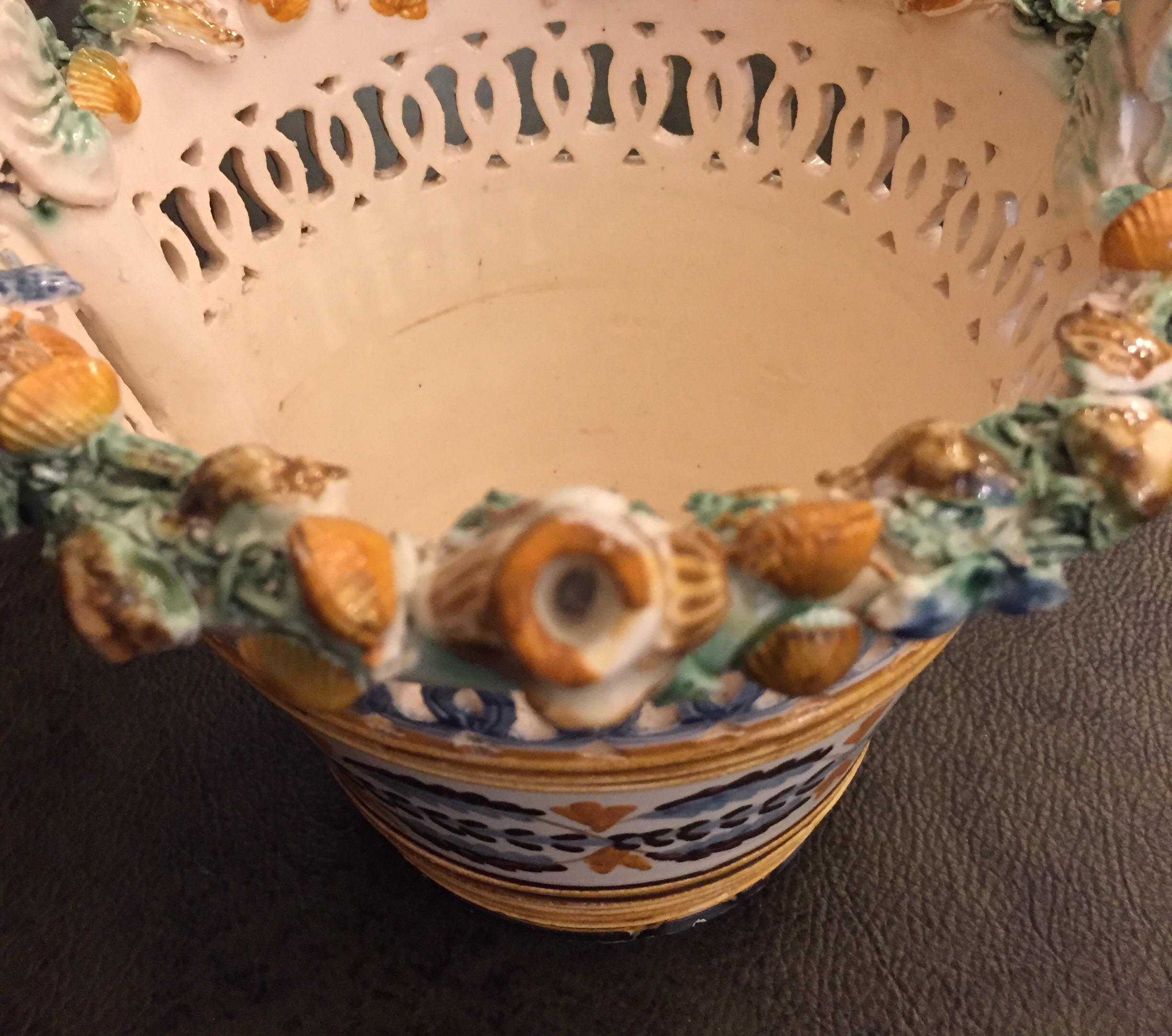 20th Century Italian Tuscan Vase Basket with Fishes Shells For Sale 6