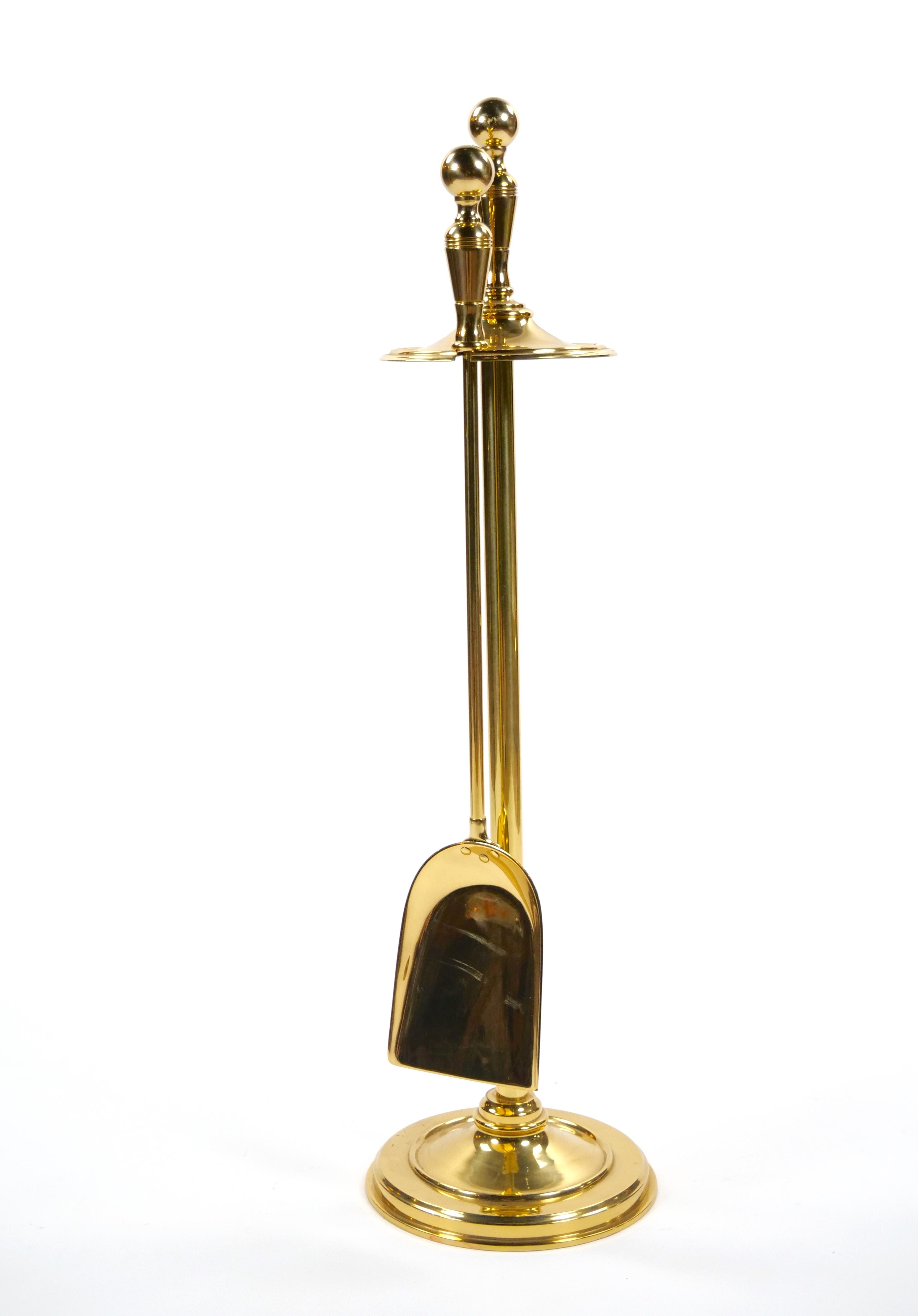 20ème siècle  Ensemble d'outils de cheminée de style victorien italien en vente 3