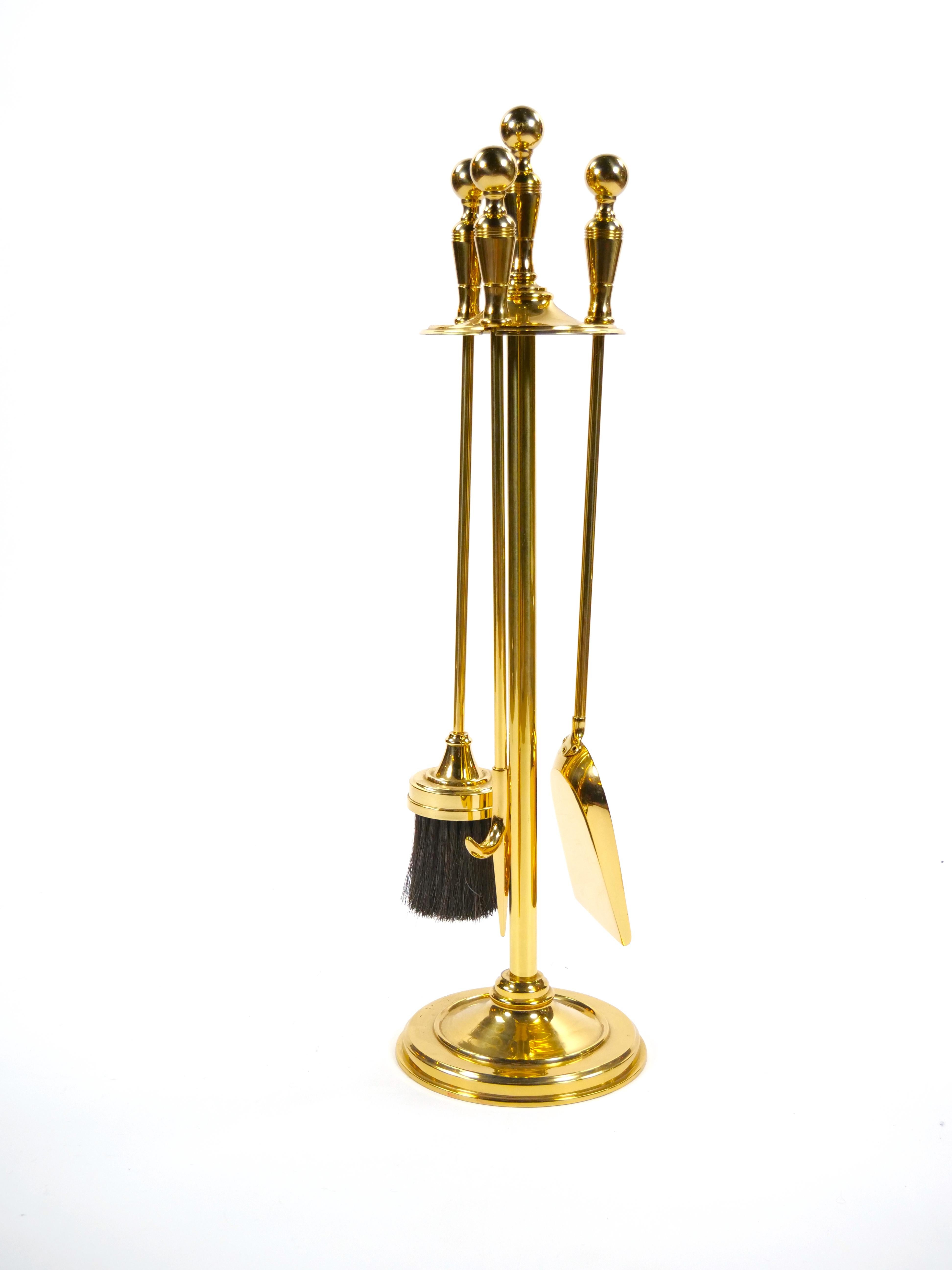 20ème siècle  Ensemble d'outils de cheminée de style victorien italien en vente 6